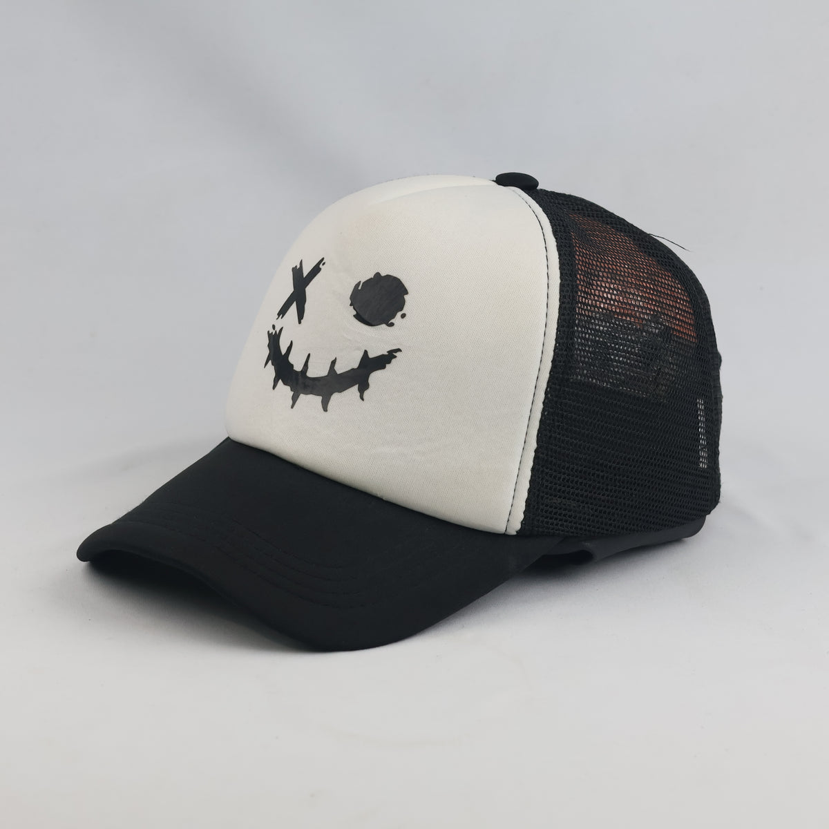 Thrifted Grunge Graphic Mesh Snapback Cap (57-59cm) | 10362