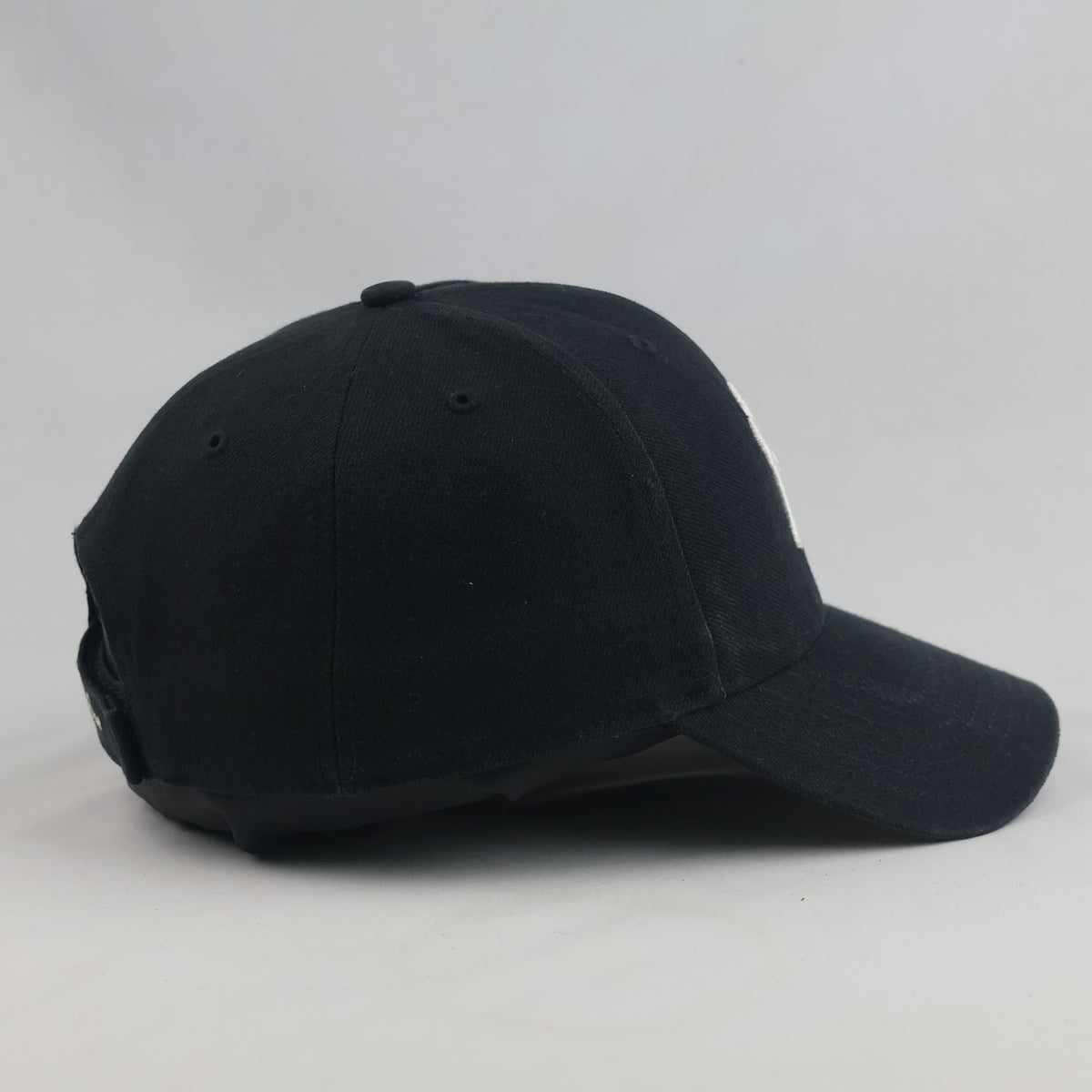 Thrifted MLB New York Yankees Hat by '47 (58-60cm) | 10368