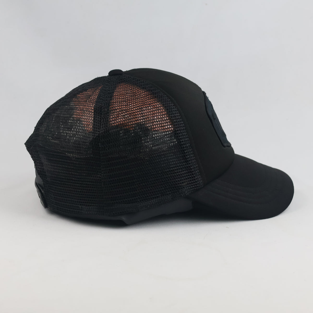 thrifted Deus Ex Machina Baylands Black Trucker Cap (57-58cm) | 10395
