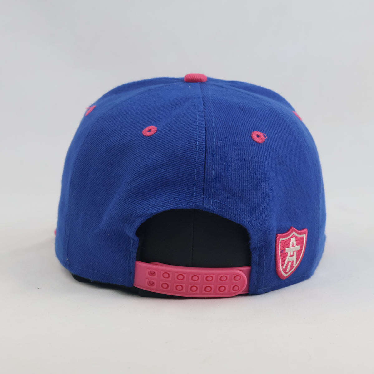 Thrifted Two-Tone Taipei TP Snapback (57-59cm) | 10367