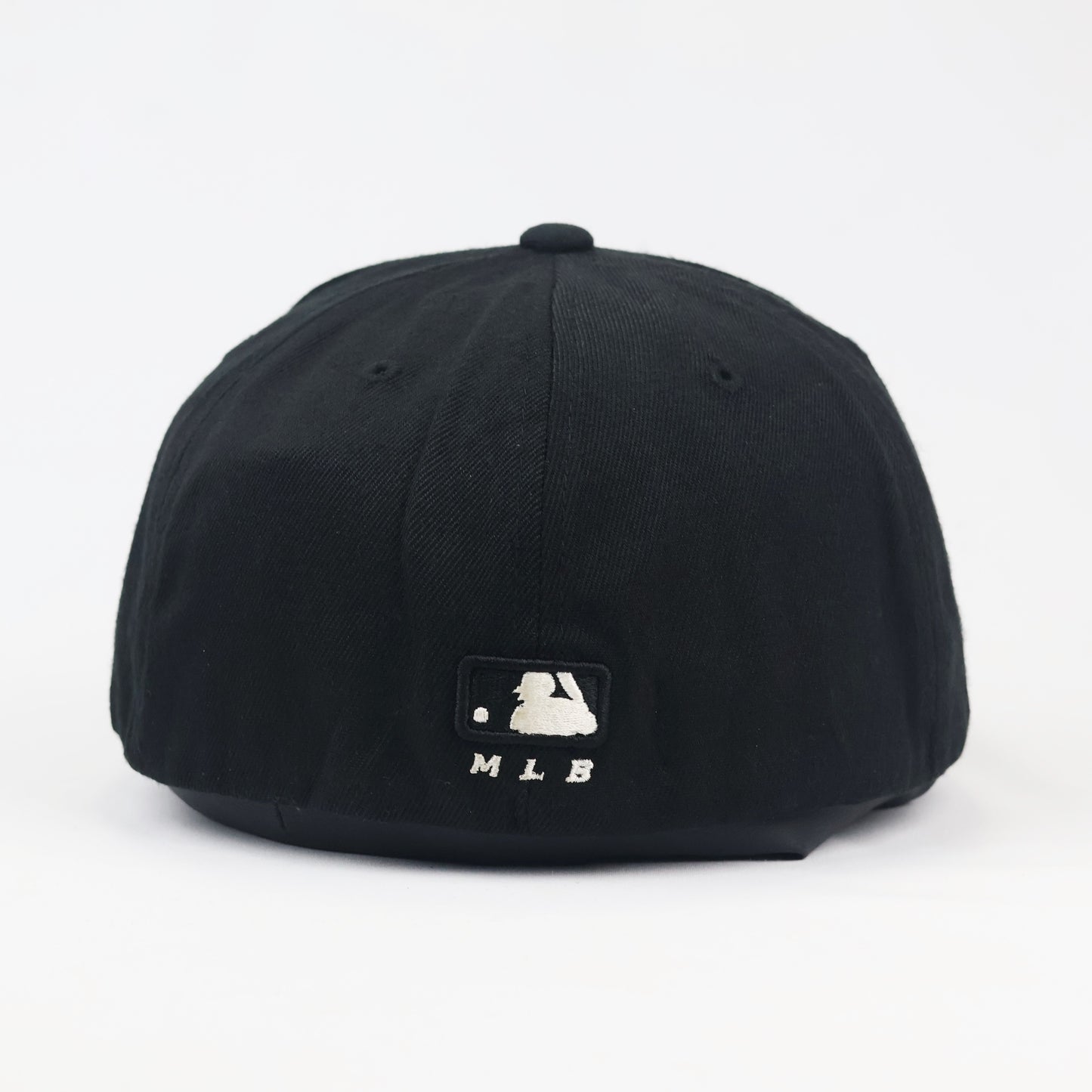 Vintage Chicago White Sox MLB Embroidered Cap - Black/White