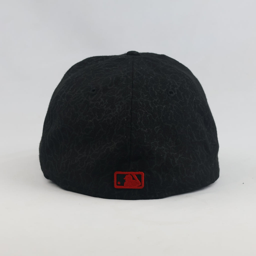 thrifted New Era 59FIFTY Black & Red NY Yankees fitted Cap (59-60cm) | 10390