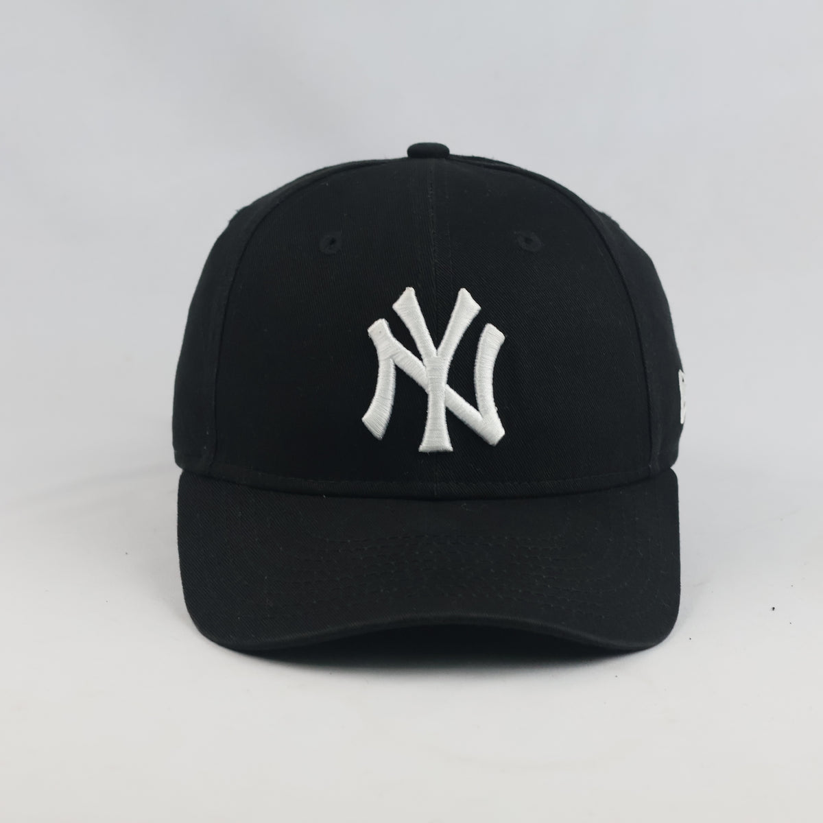 Thrifted MLB New York Yankees Kids Hat (55-57cm) | 10389