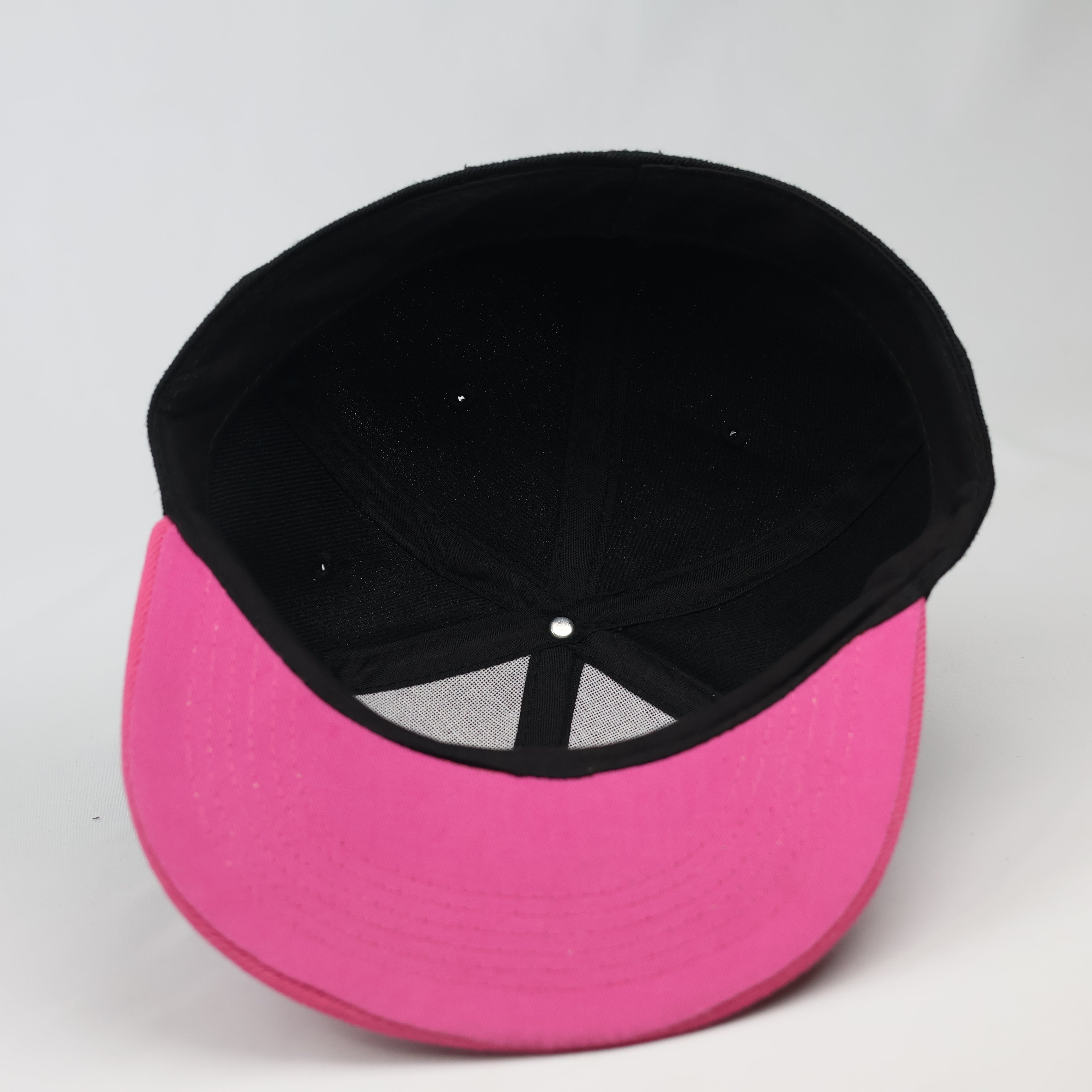 Vintage Flügel Black & Pink Embroidered Duck Logo Flat Brim Hat