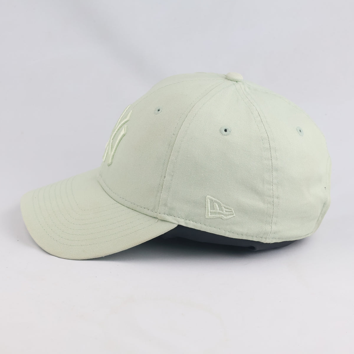 thrifted Genuine MLB New Era Light Green Adjustable Cap (58-60cm) | 10379