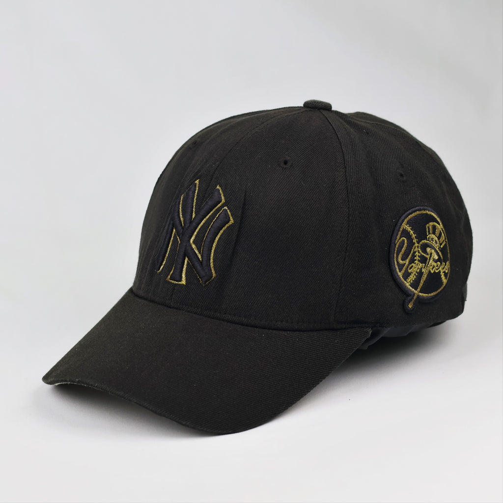 Thrifted MLB New York Yankees Black Fitted Cap - Size M-XL (60-62 cm)