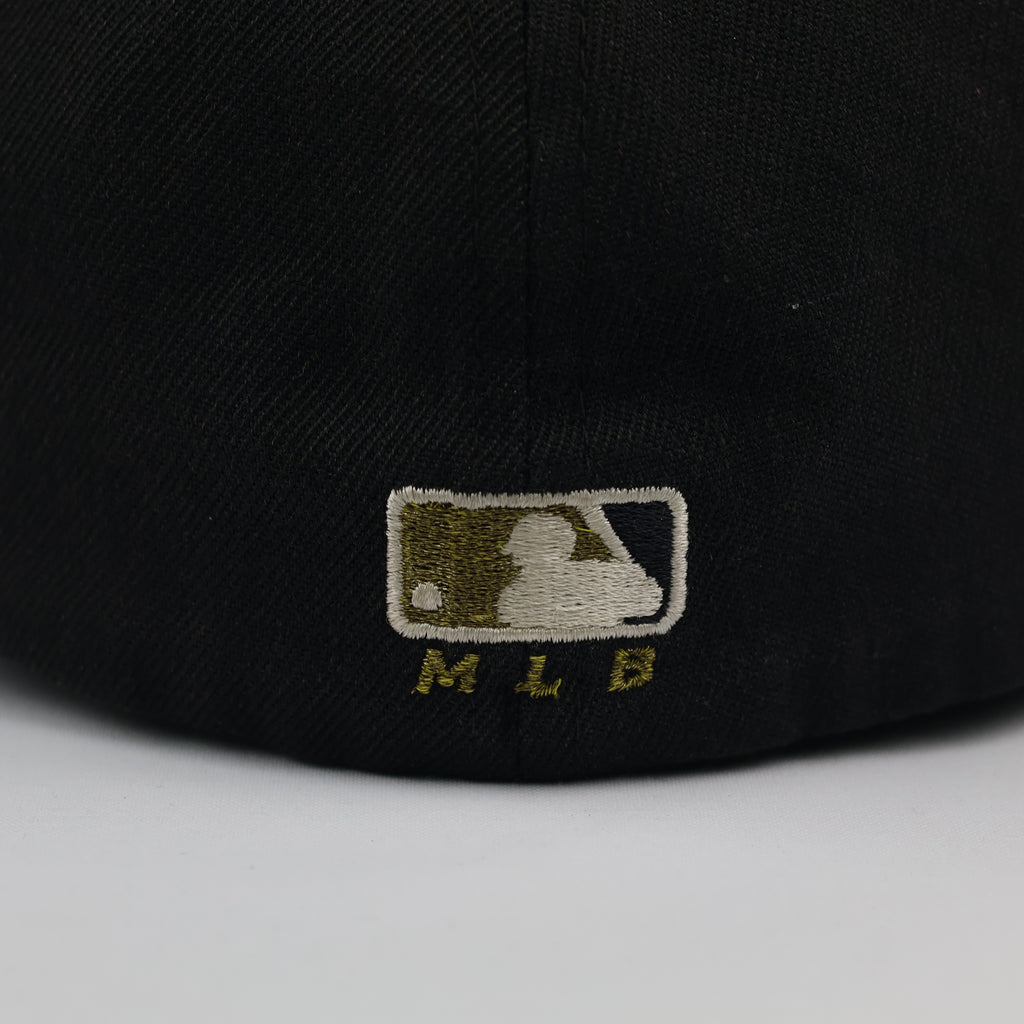 Thrifted MLB New York Yankees Black Fitted Cap - Size M-XL (60-62 cm)