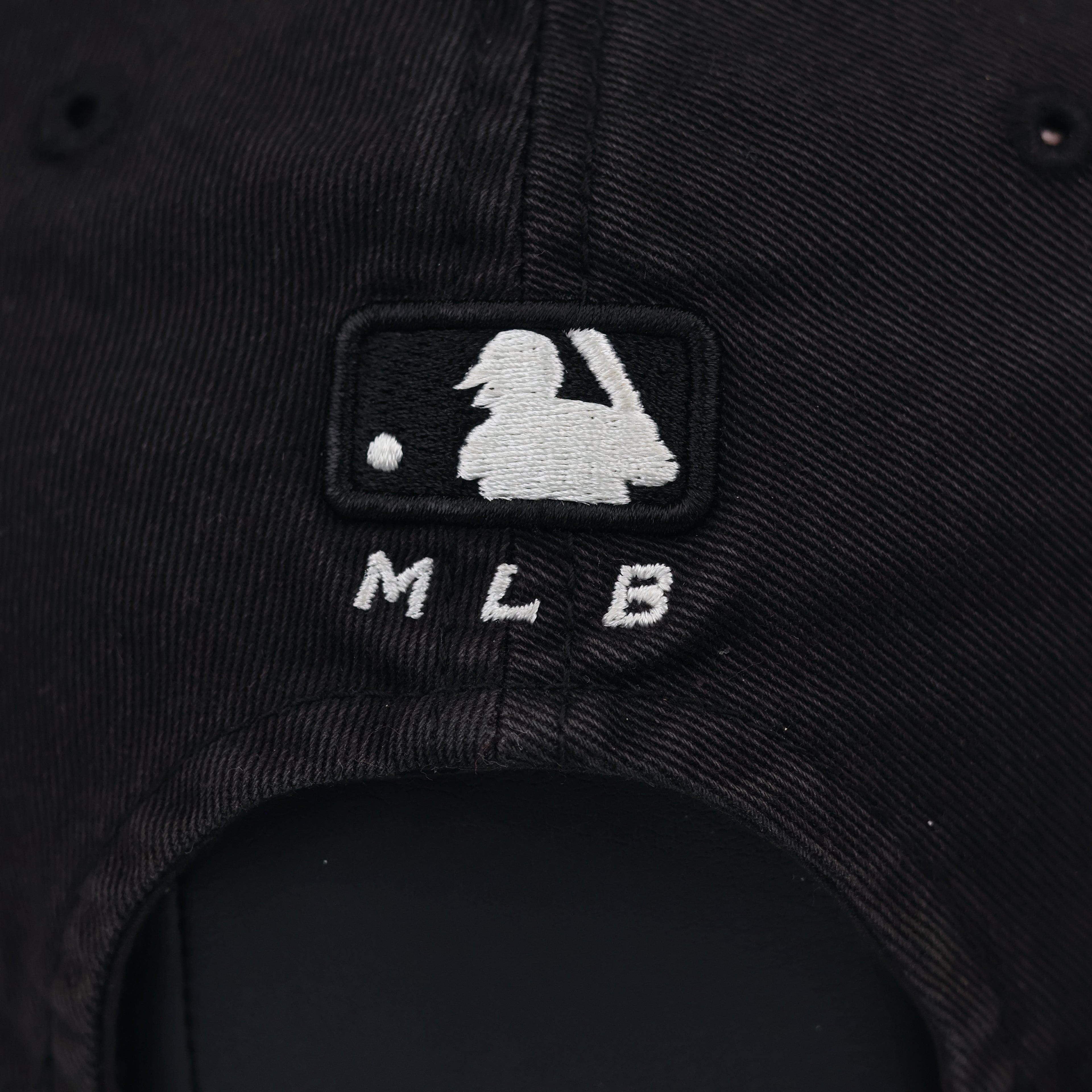 MLB New York Yankees Black Strapback Thrifted Hat - Size 57-59 cm