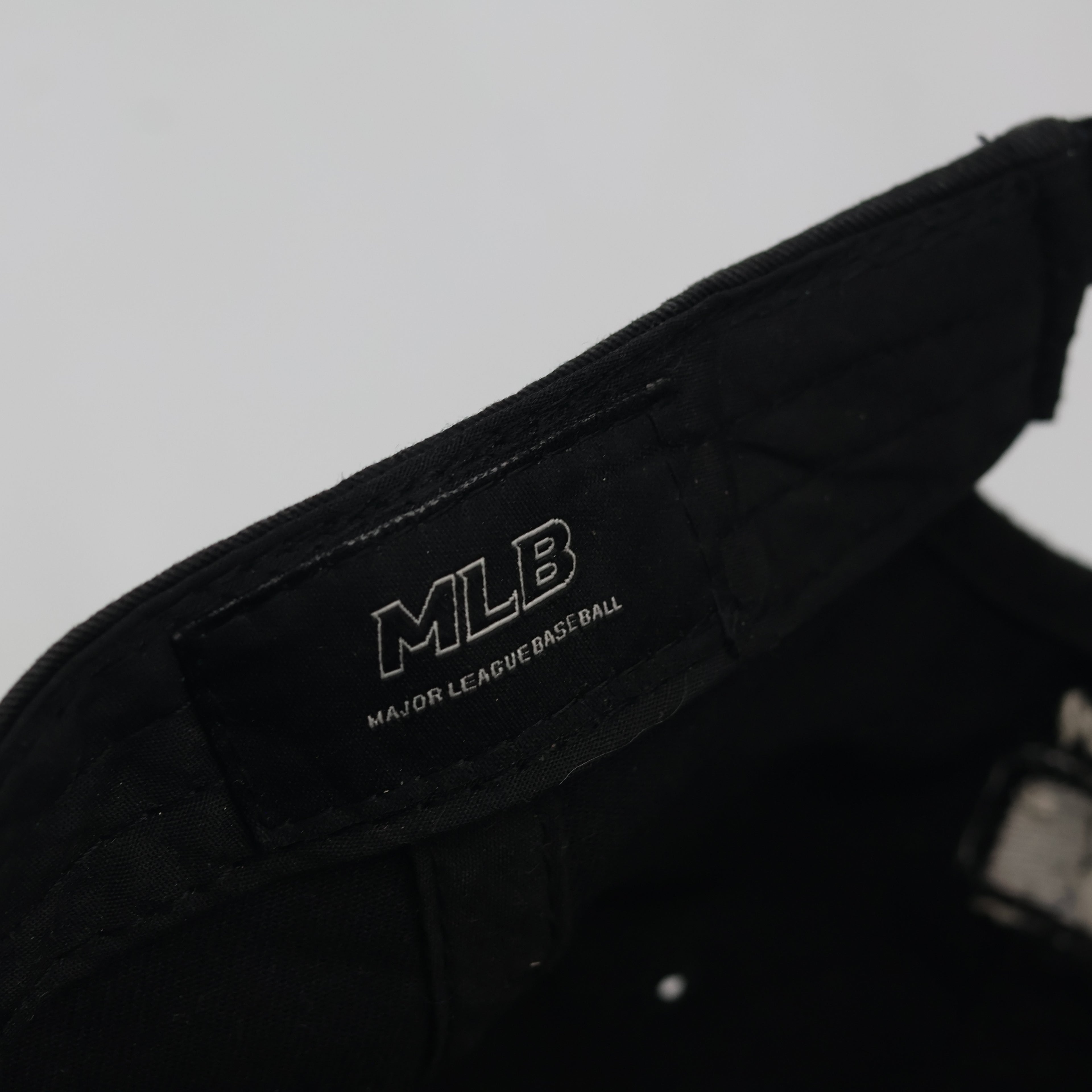MLB New York Yankees Black Strapback Thrifted Hat - Size 57-59 cm