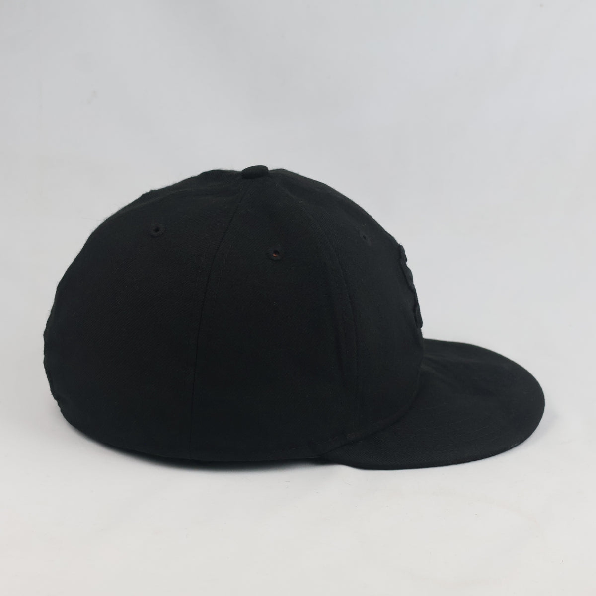 Thrifted New Era All-Black Sox Flat Brim Hat (59-60cm) | 10385