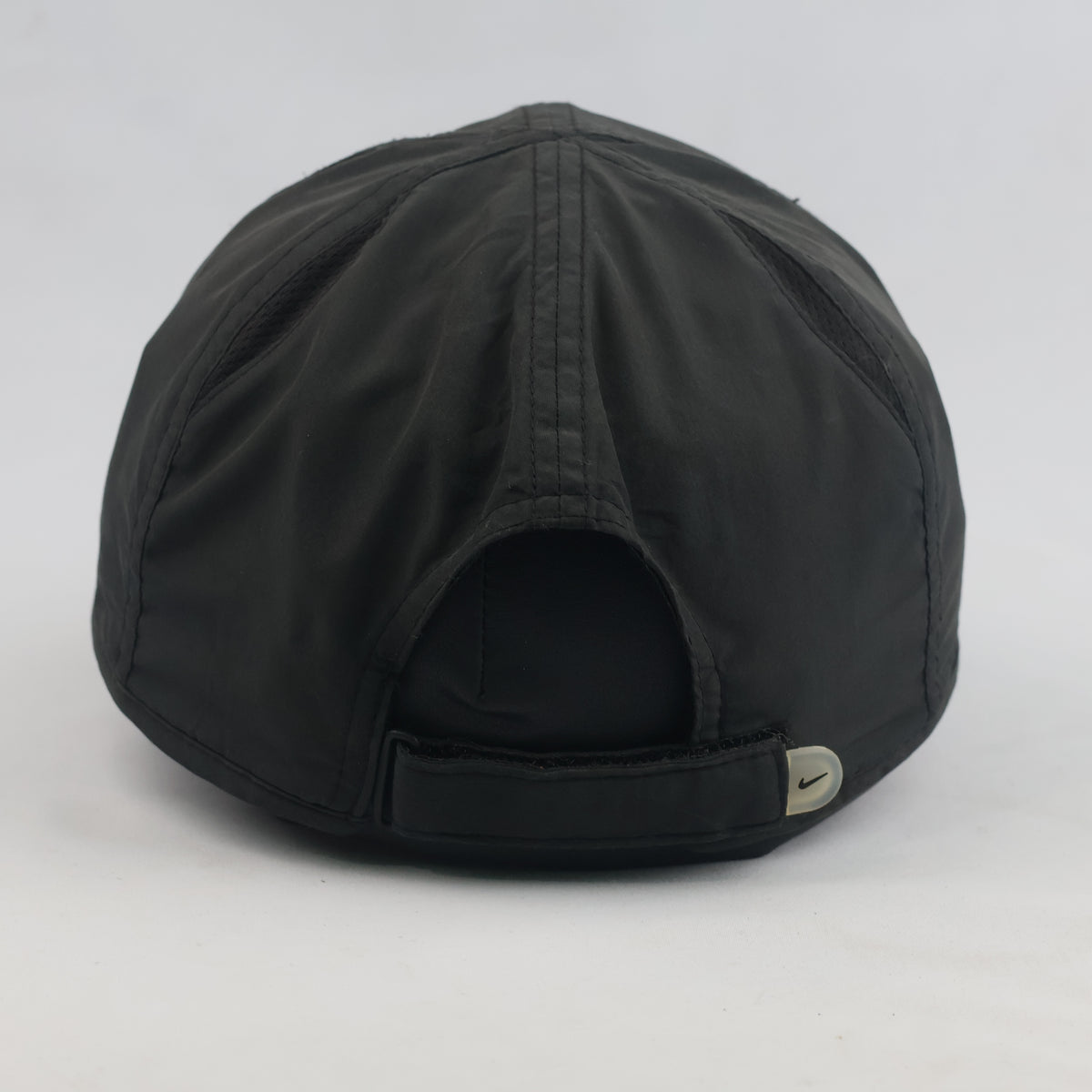 thrifted Vintage Nike Swoosh Black Adjustable Sports Hat (58-60cm) | 10382