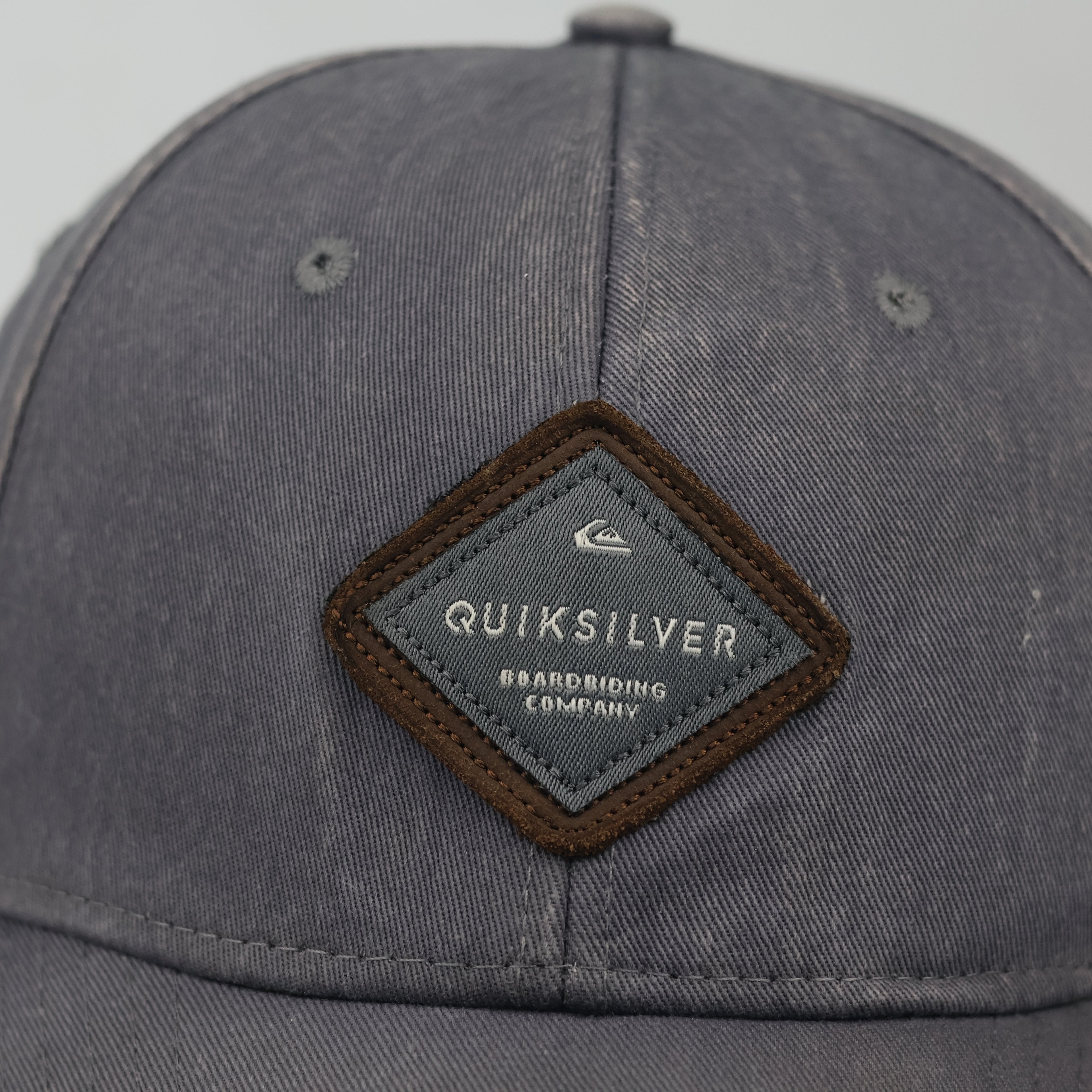 Quiksilver Grey Adjustable Cap | Casual Cotton Snapback Hat 56-58 cm