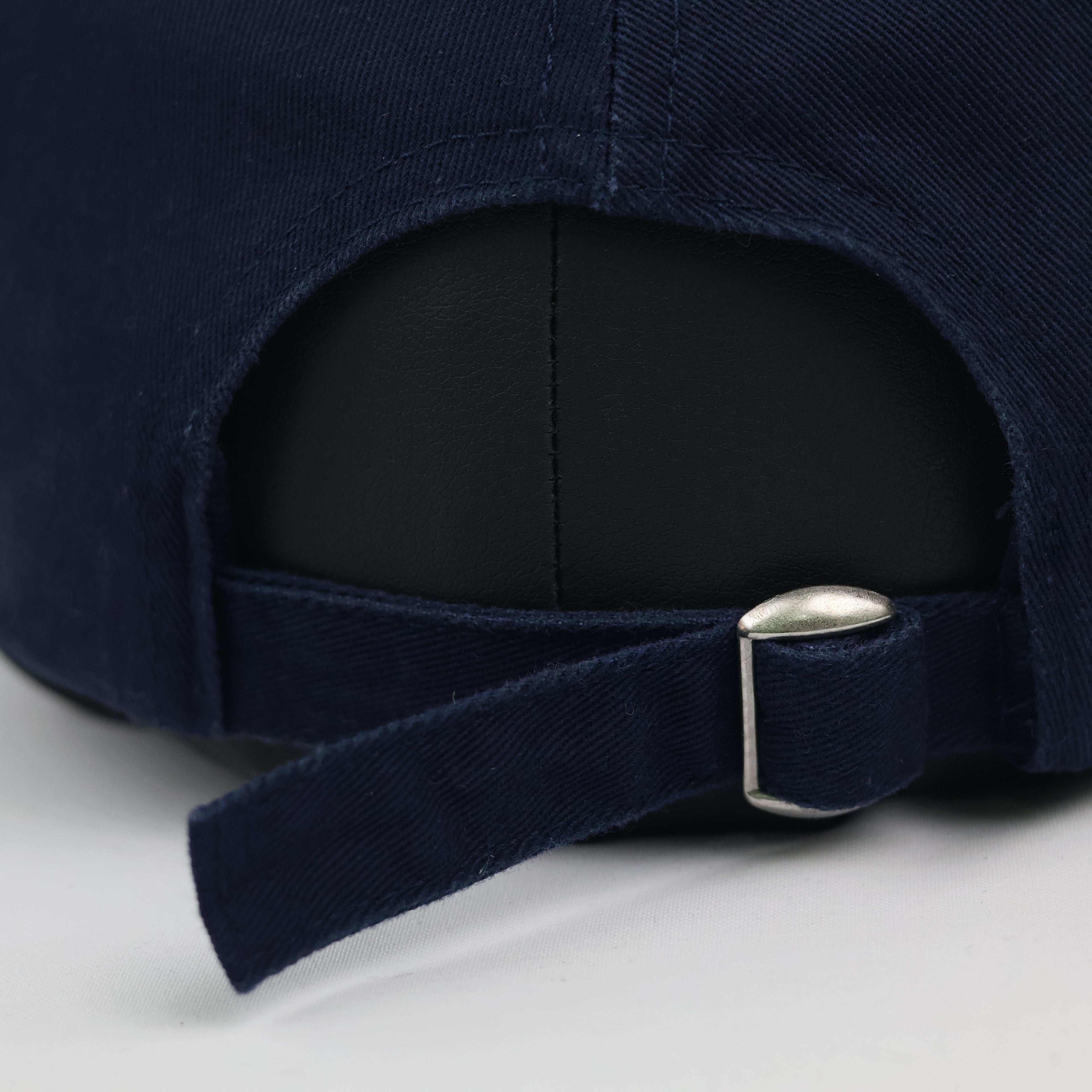 Hunter Red Box Logo Classic Curved Brim Hat - Navy Blue Thrifted Cap