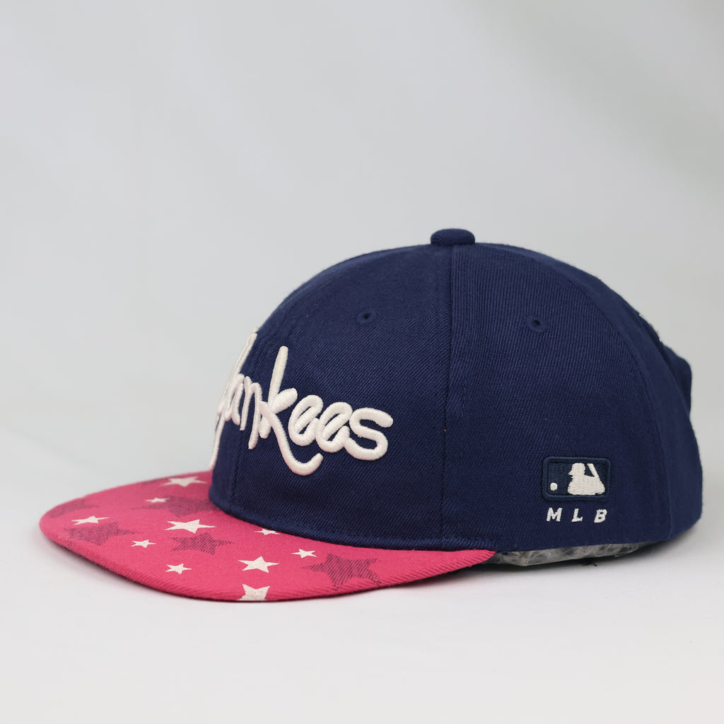 New York Yankees Embroidered Star Brim Cap - Navy Blue/Pink Snapback