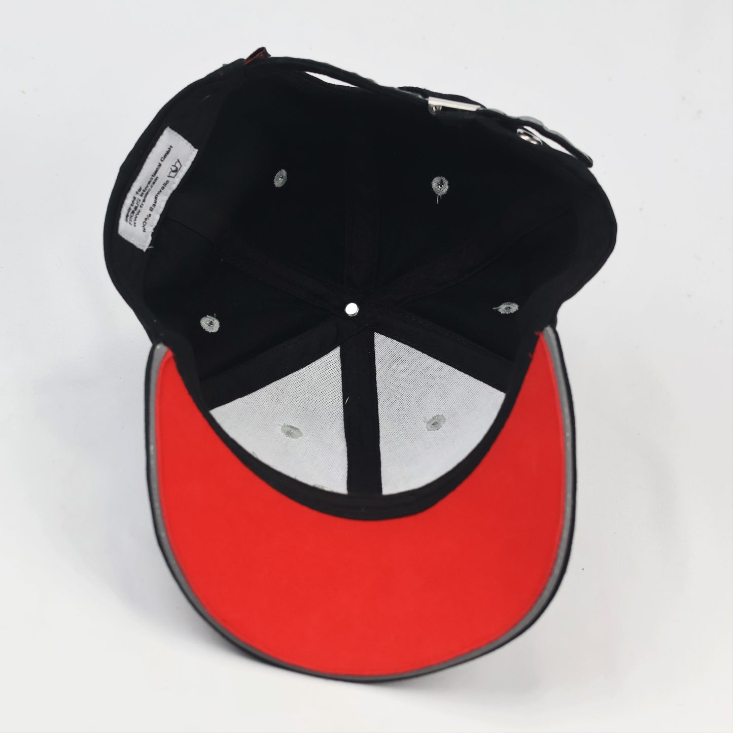 Groupe SETIN Baseball Cap – Black & Red Accents – Reflected Backstrap