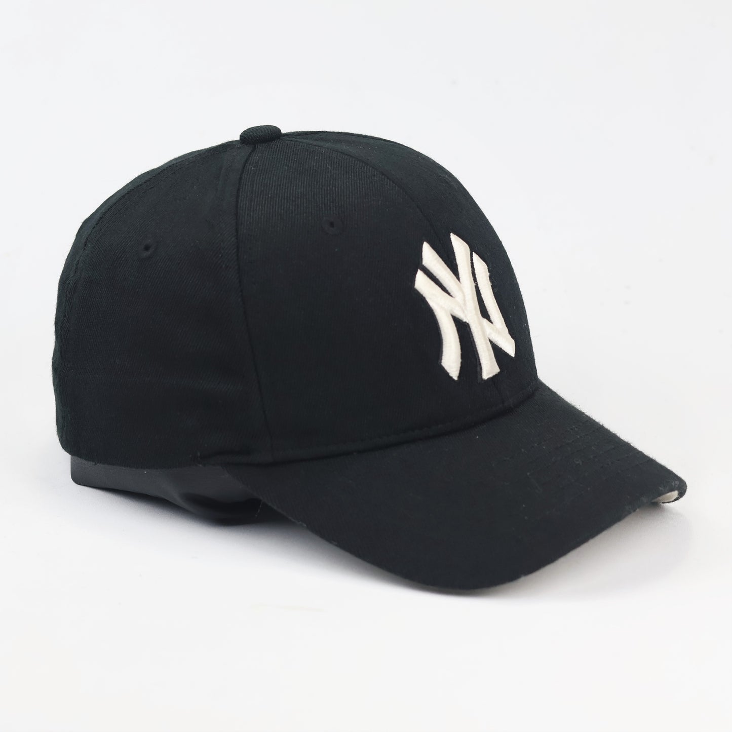 New York Yankees MLB Thrifted Cap - Classic Black NY Embroidered Hat
