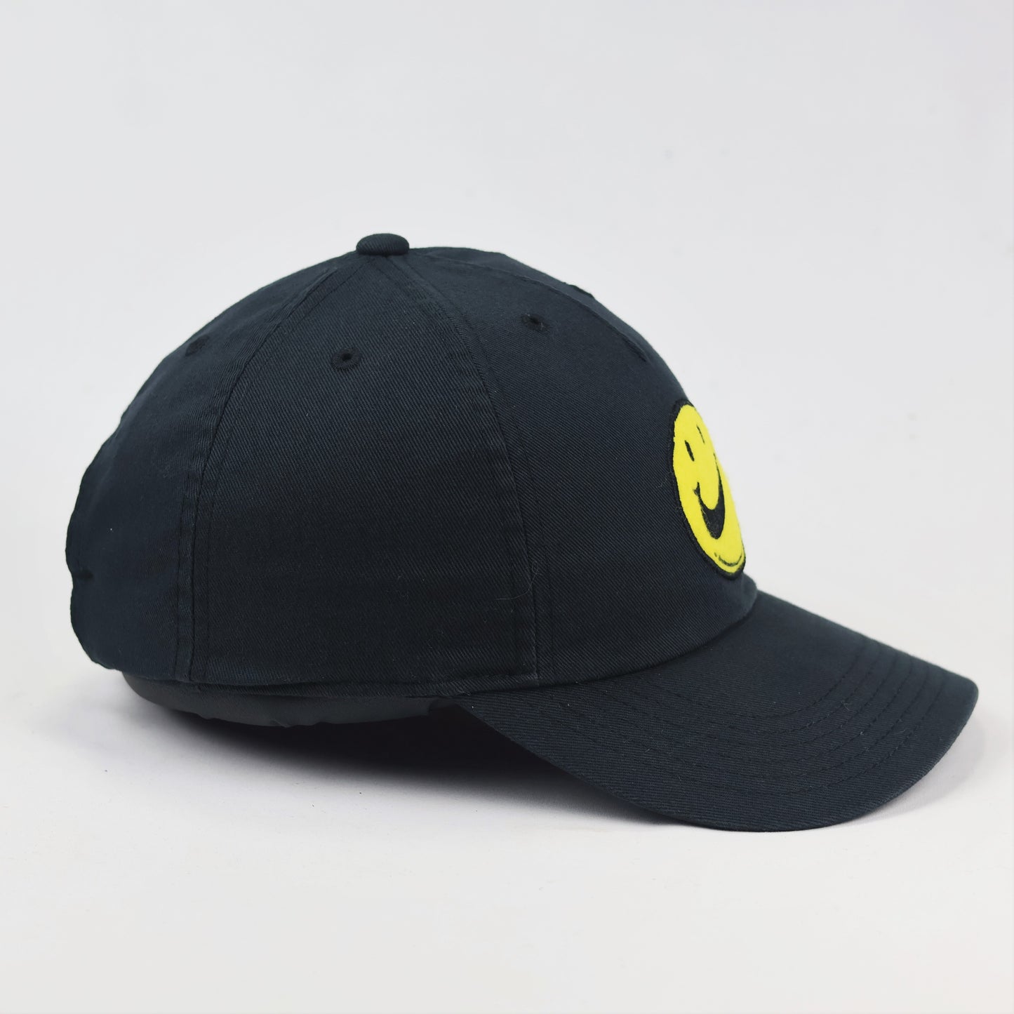 Nike Heritage86 Graphic Thrifted Cap - Black with Yellow Smiley Face Logo