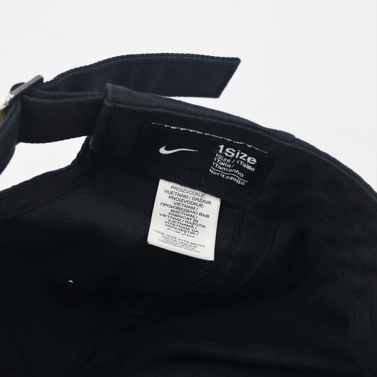 Nike Heritage86 Graphic Thrifted Cap - Black with Yellow Smiley Face Logo