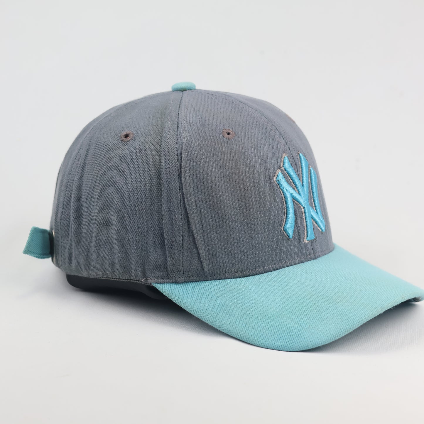Thrifted New York Yankees Adjustable Hat – Rare Teal Embroidery