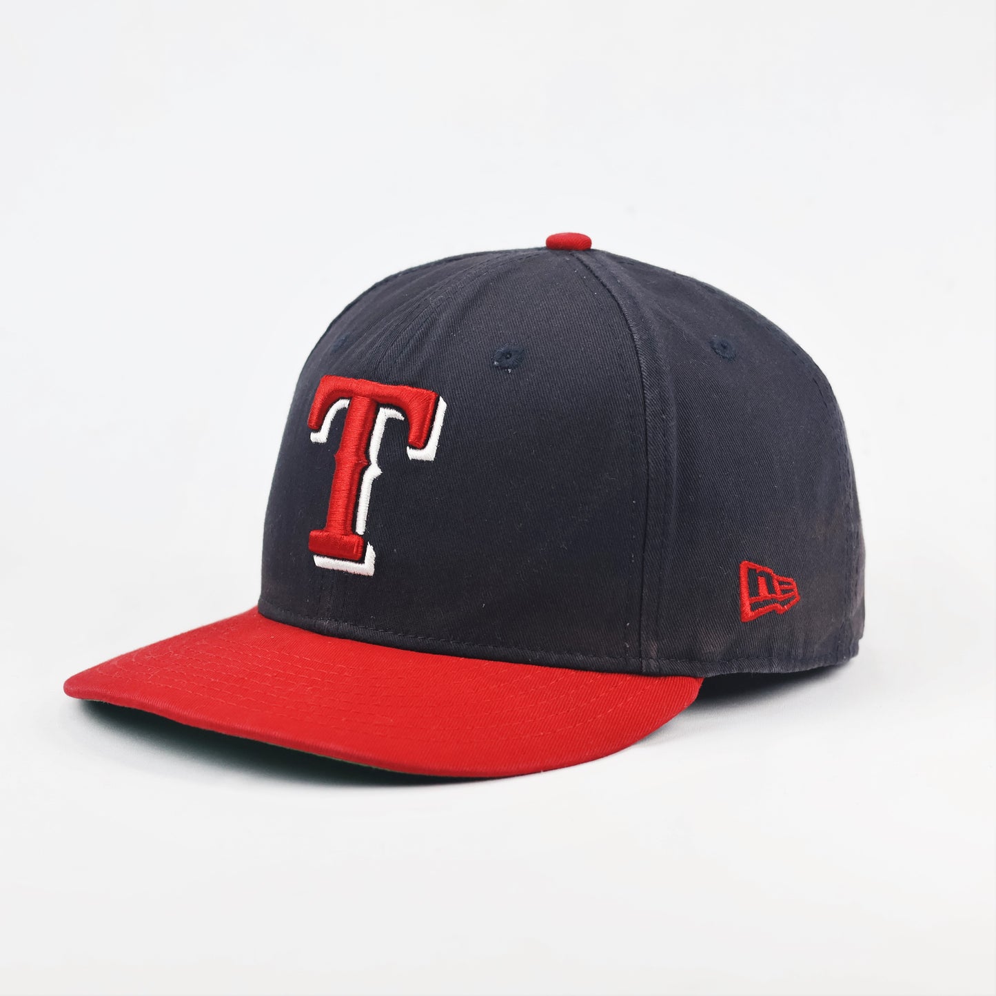 New Era 9FIFTY Texas Rangers Thrifted Snapback Cap - Navy & Red MLB Hat