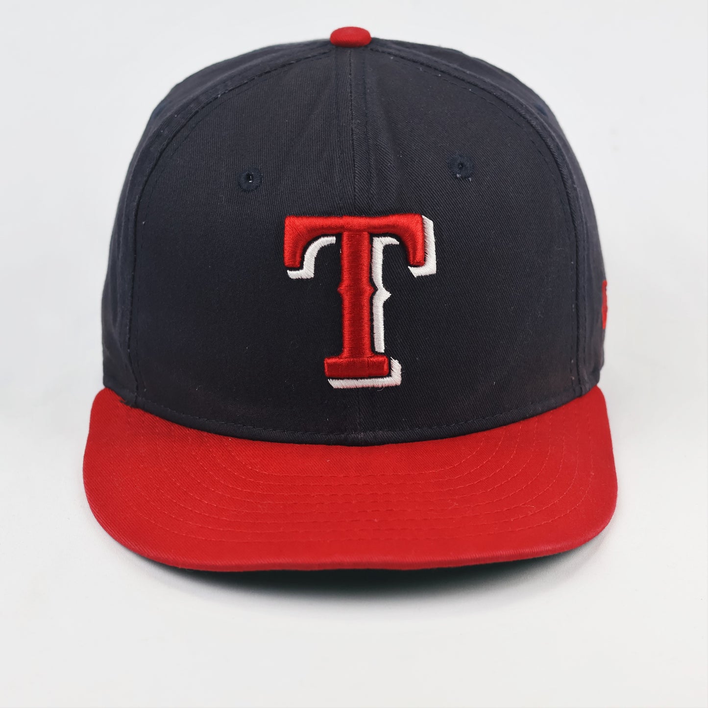 New Era 9FIFTY Texas Rangers Thrifted Snapback Cap - Navy & Red MLB Hat