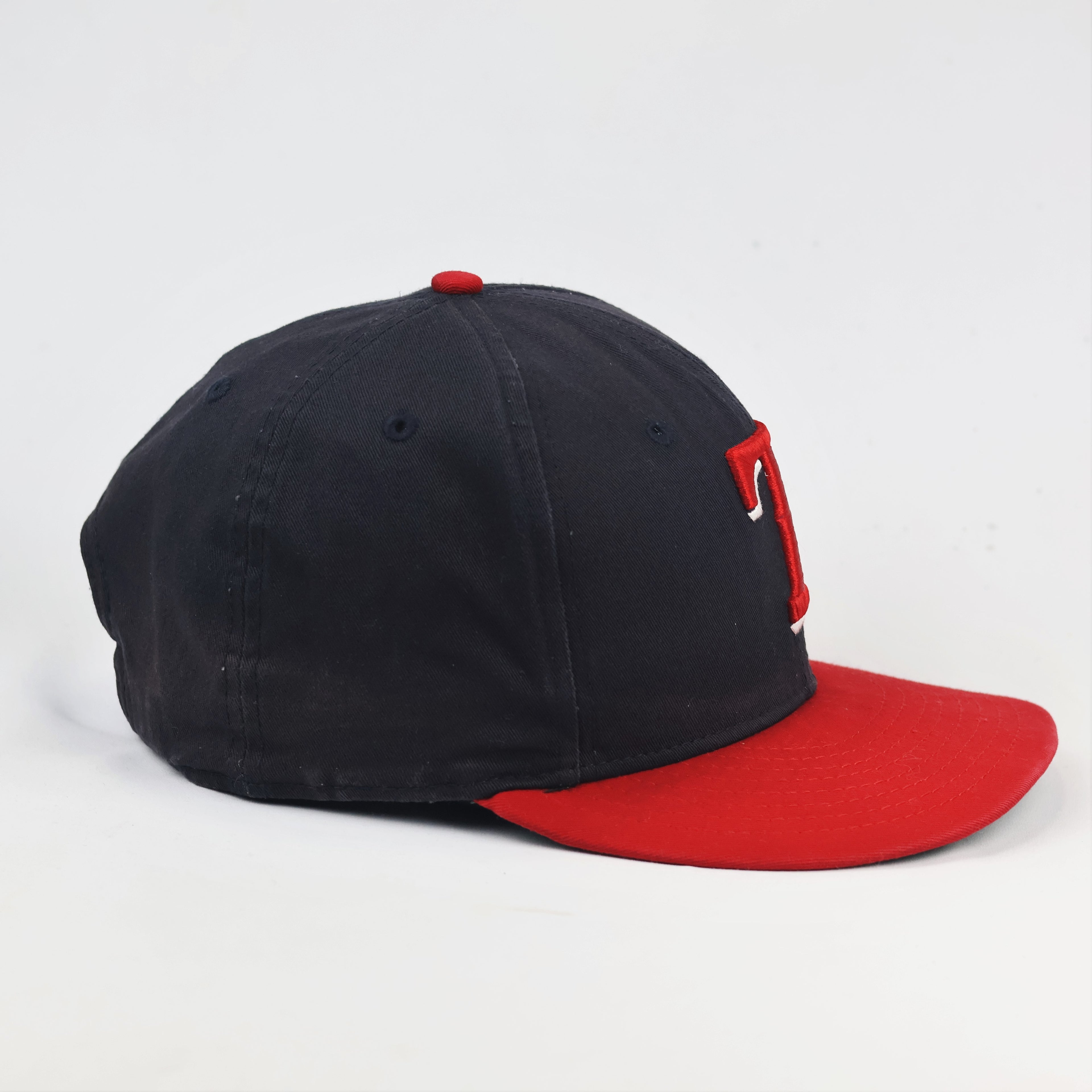 New Era 9FIFTY Texas Rangers Thrifted Snapback Cap - Navy & Red MLB Hat