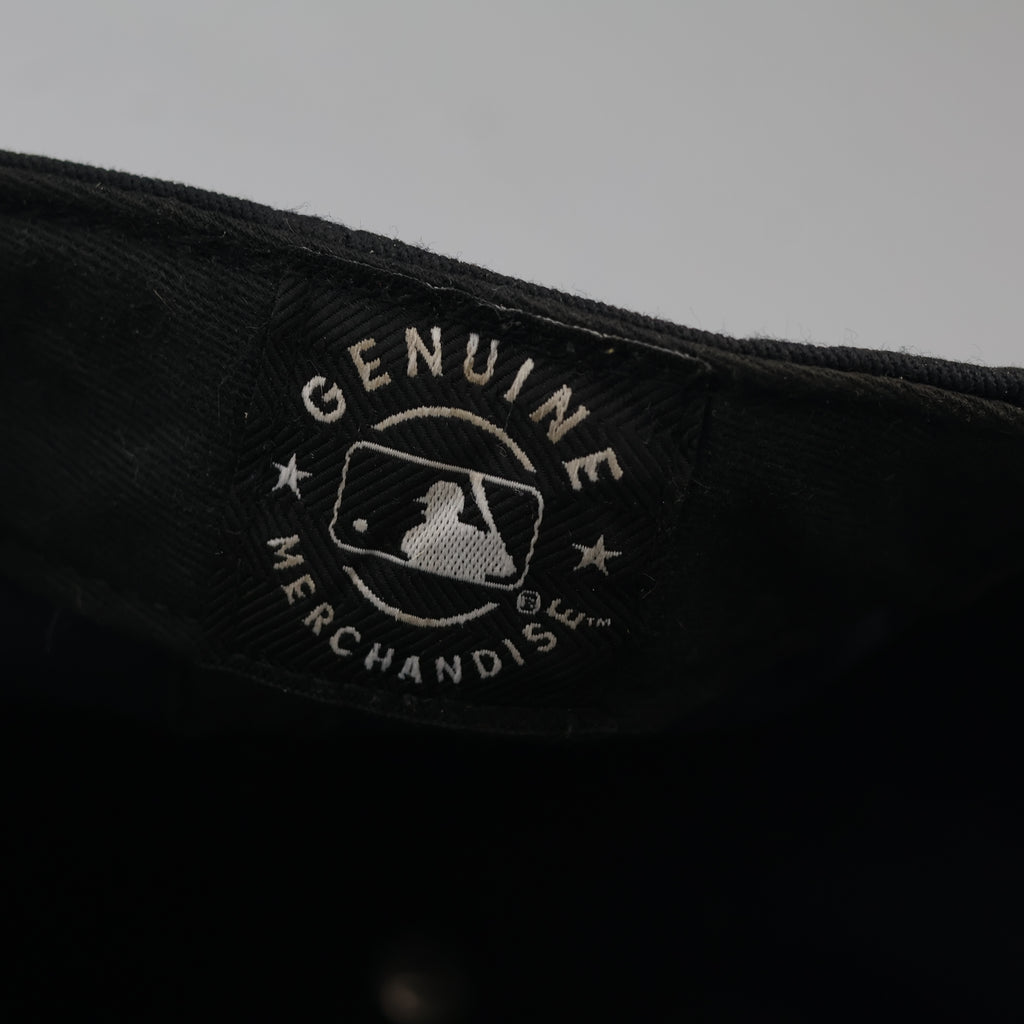 Vintage LA Dodgers Embroidered Hat - Navy Blue & Tan Underbrim Cap
