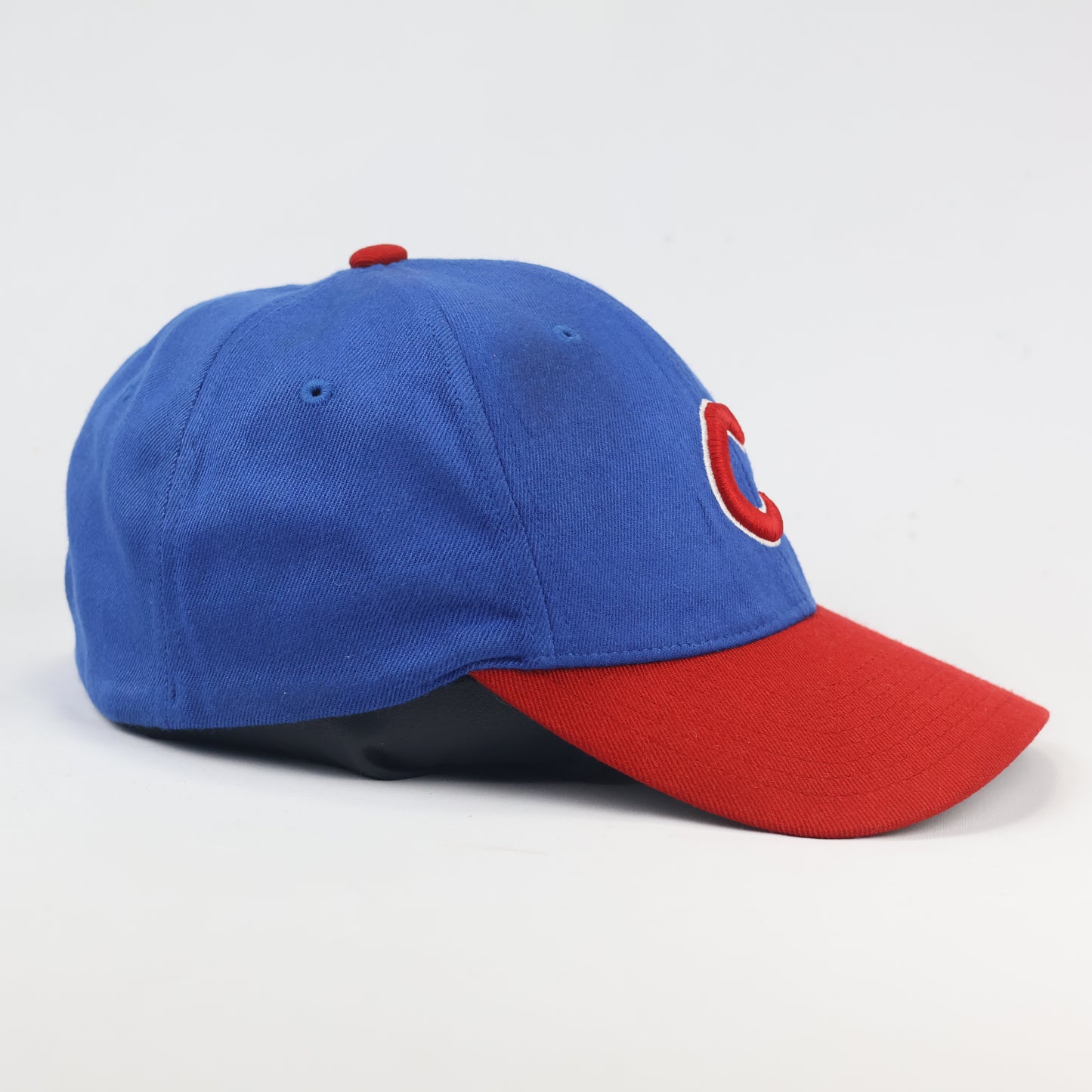 MLB Cubs Two-Tone Baseball Thrifted Cap - Blue & Red S/M Fitted Hat