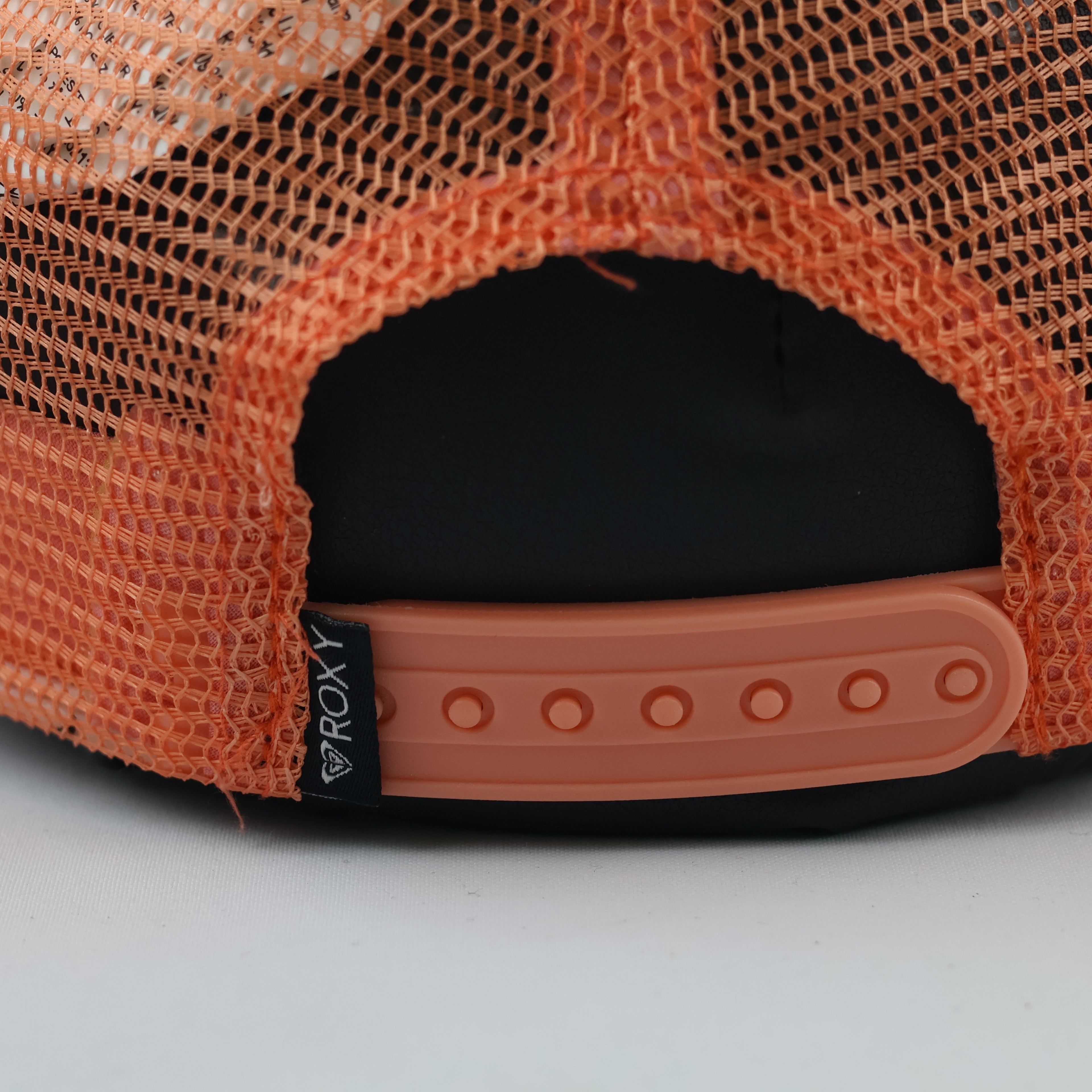 Roxy Embossed Box Logo Trucker Cap - Coral Pink Beach Surf Hat