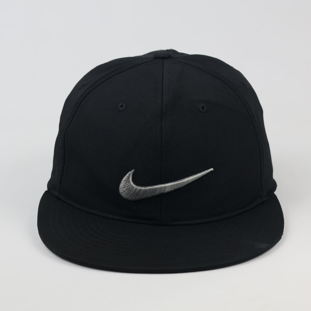 Nike Golf Flexfit Flat Bill Sport Hat | Thrifted Black Cap 58-60cm