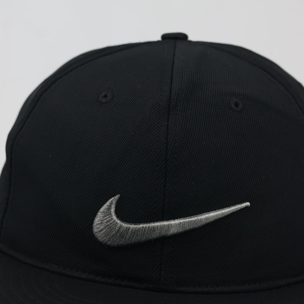 Nike Golf Flexfit Flat Bill Sport Hat | Thrifted Black Cap 58-60cm