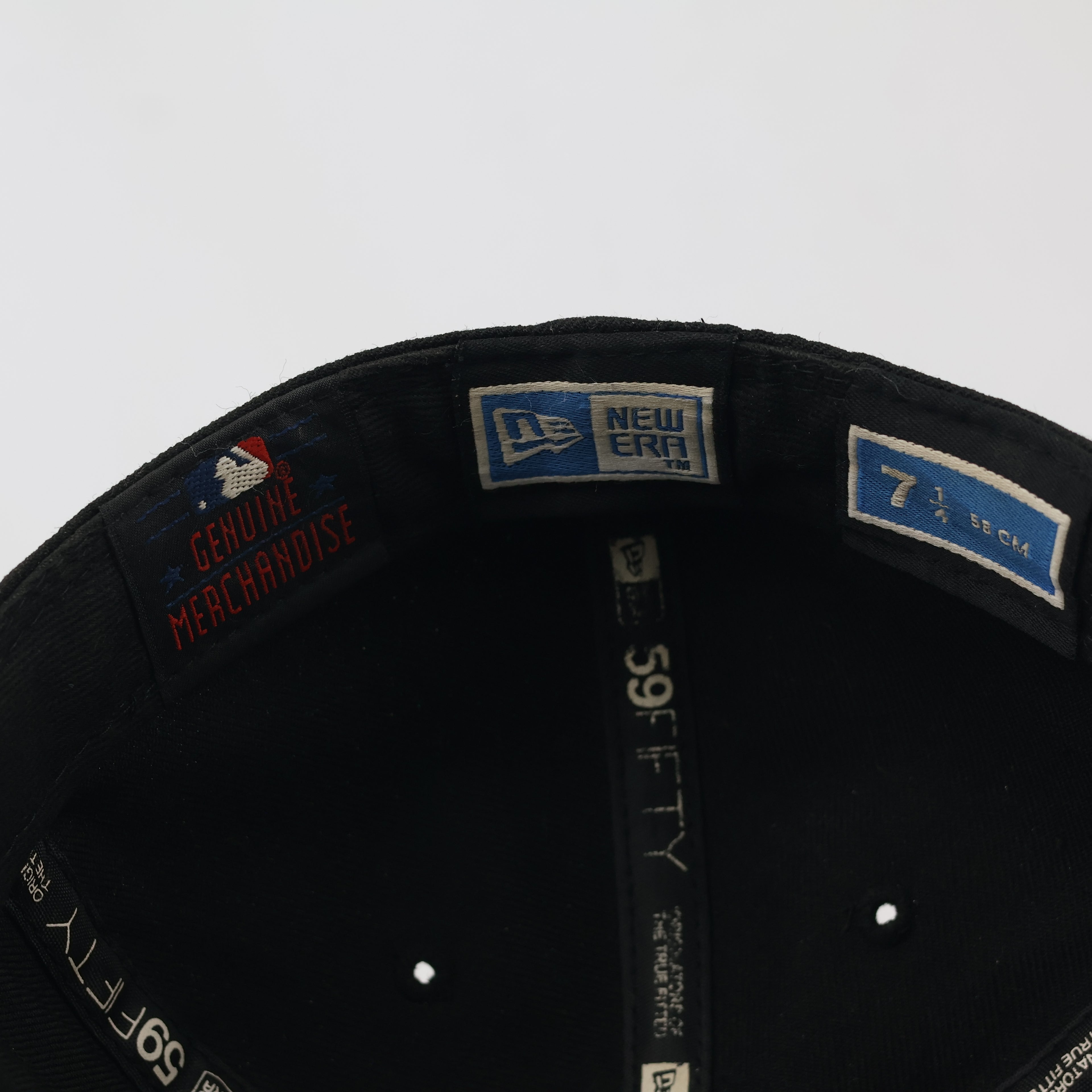 Classic New Era 59FIFTY Atlanta Braves Fitted Hat | Thrifted MLB Cap 58cm