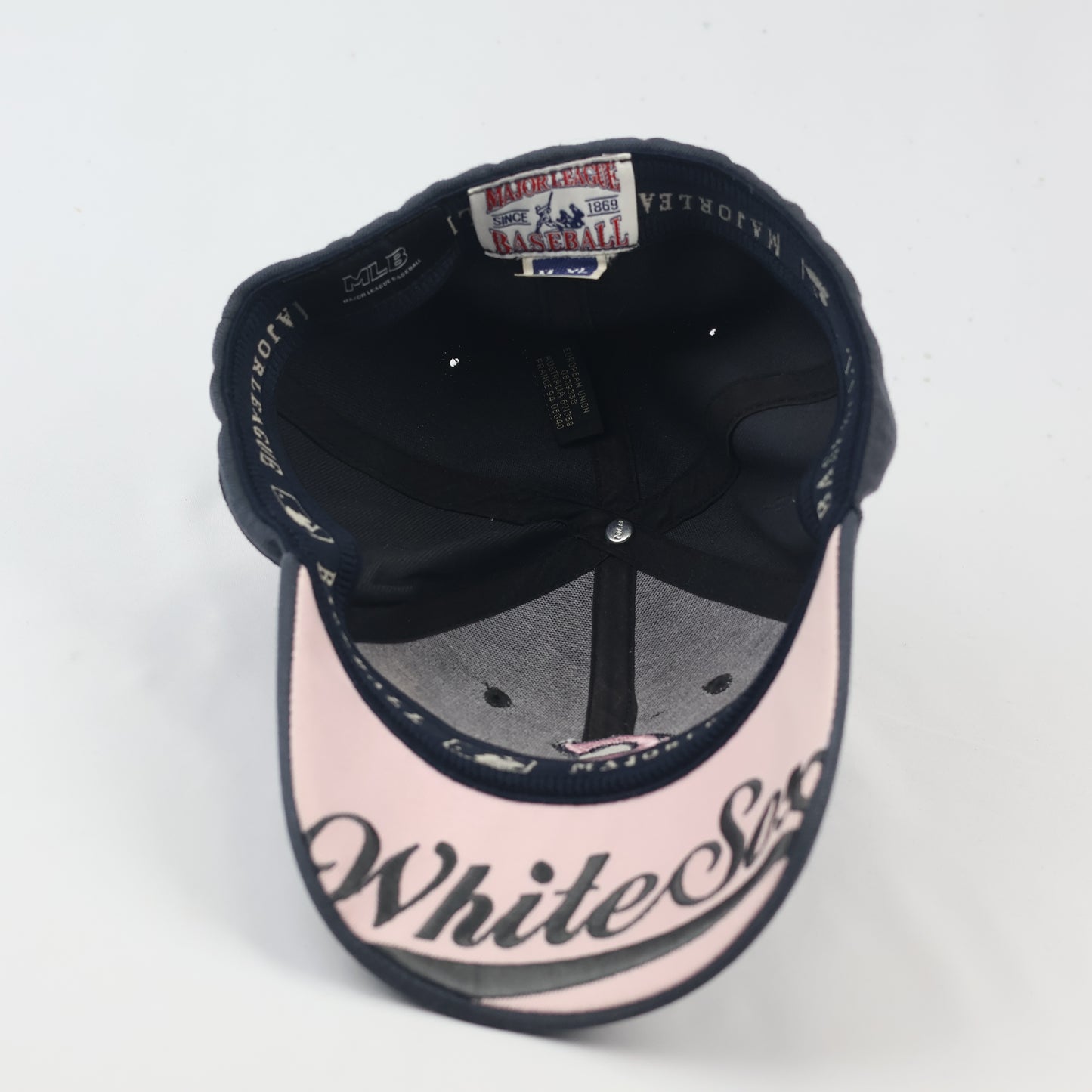 Authentic MLB Chicago White Sox 1906 World Series Thrifted Cap - Black & Pink Logo