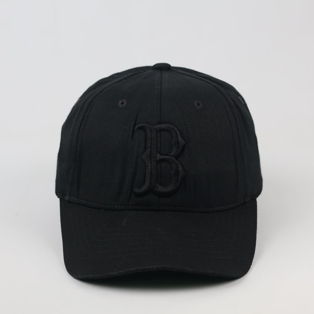 MLB Boston Red Sox Blackout Hat | Thrifted Fitted Baseball Cap