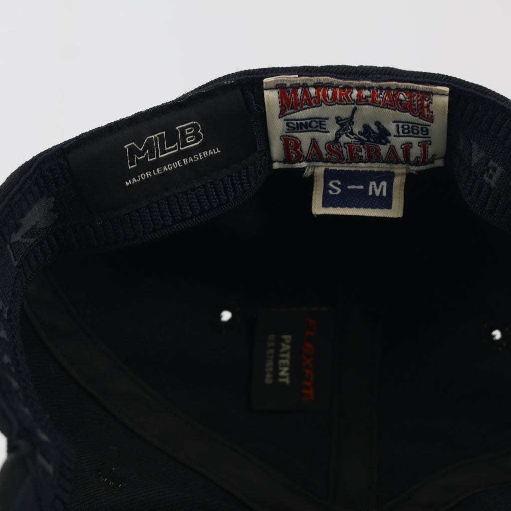 MLB Boston Red Sox Blackout Hat | Thrifted Fitted Baseball Cap