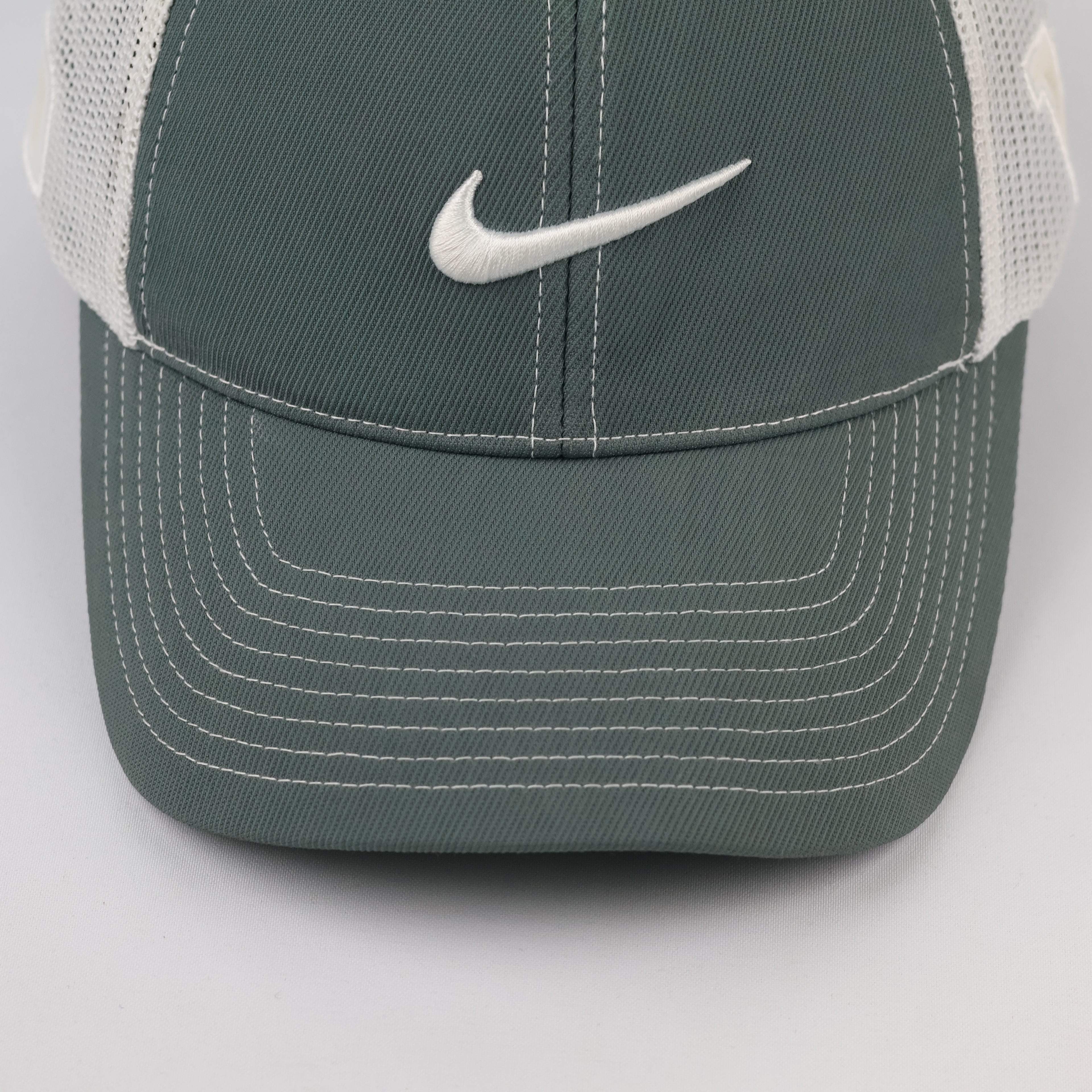 Nike Golf 20XI Embroidered Swoosh Hat | Thrifted Green Snapback 57-58cm