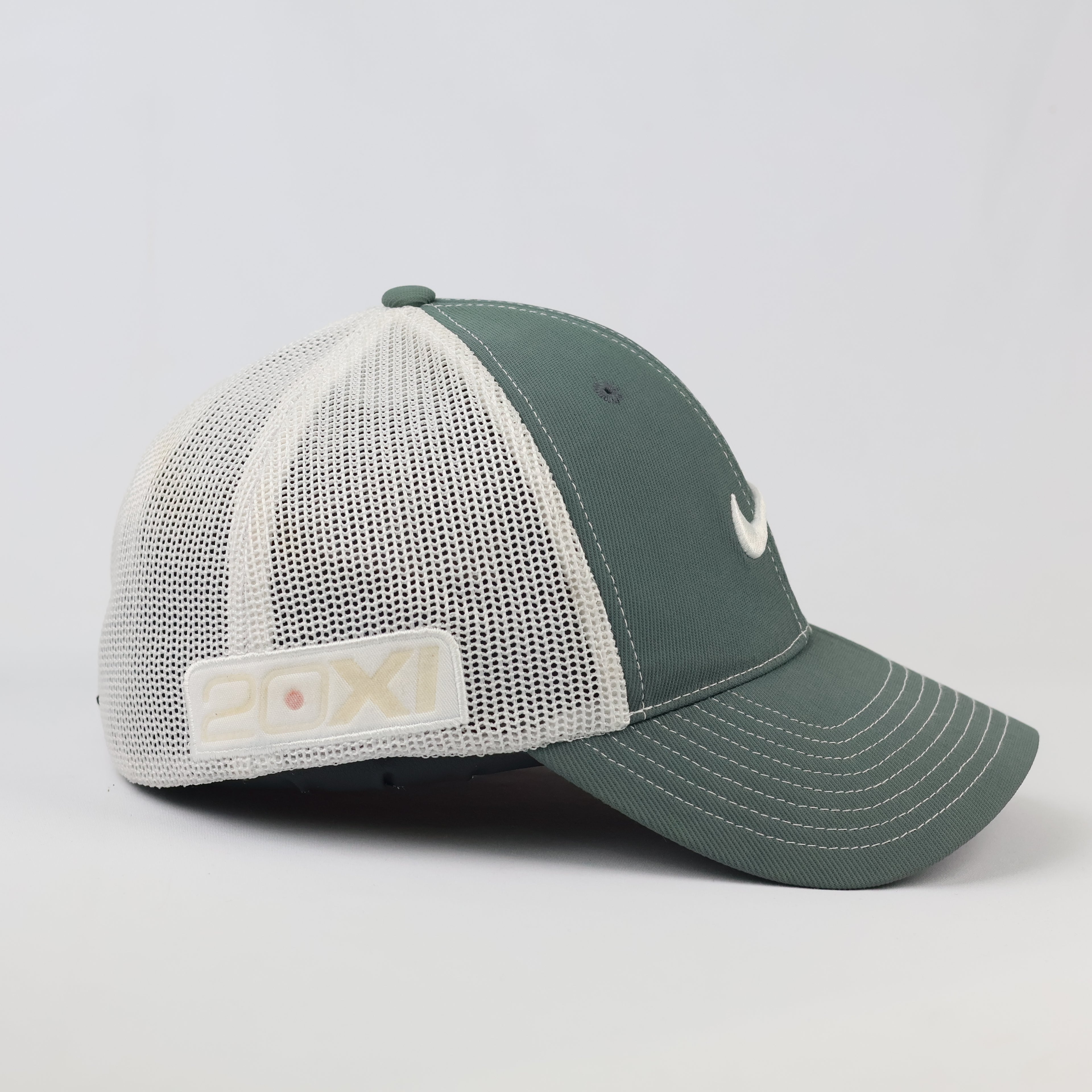 Nike Golf 20XI Embroidered Swoosh Hat | Thrifted Green Snapback 57-58cm
