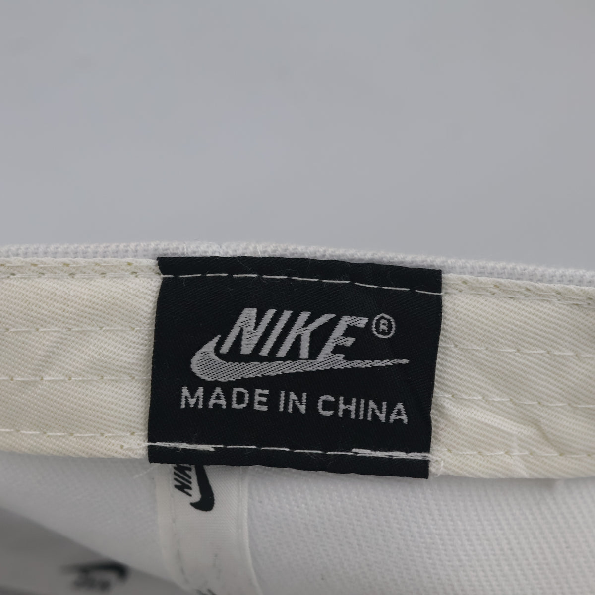 Thrifted Classic White Nike Swoosh Flat Brim Cap (58-60cm) | 10469