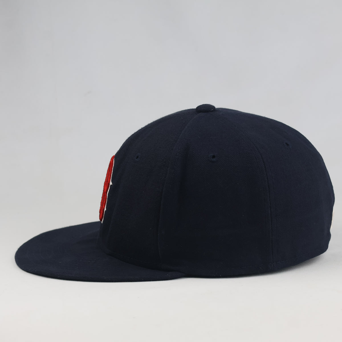 Thrifted Boston Red Sox Navy MLB Baseball Cap (57.7cm) | 10475