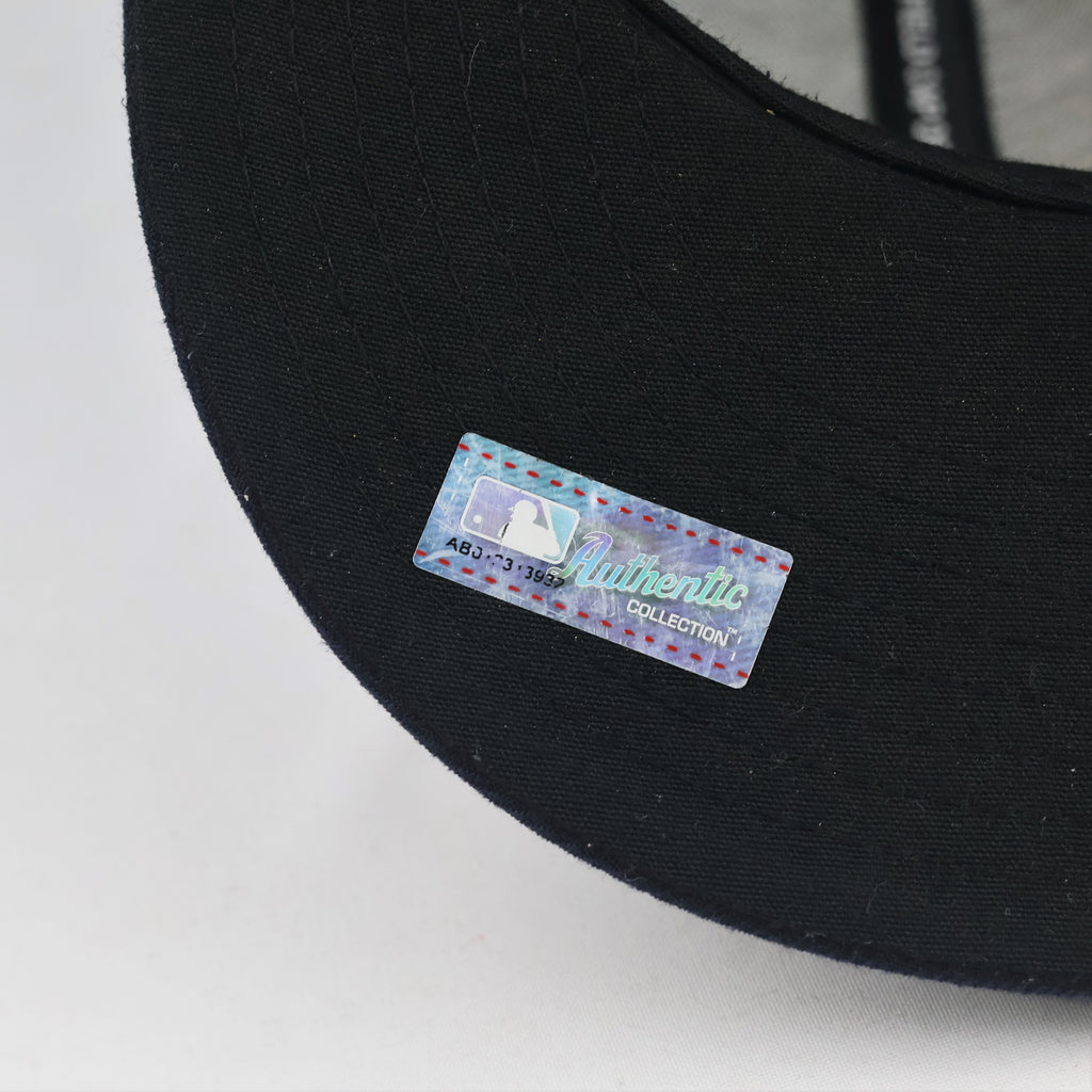 Thrifted Boston Red Sox Navy MLB Baseball Cap (57.7cm) | 10475