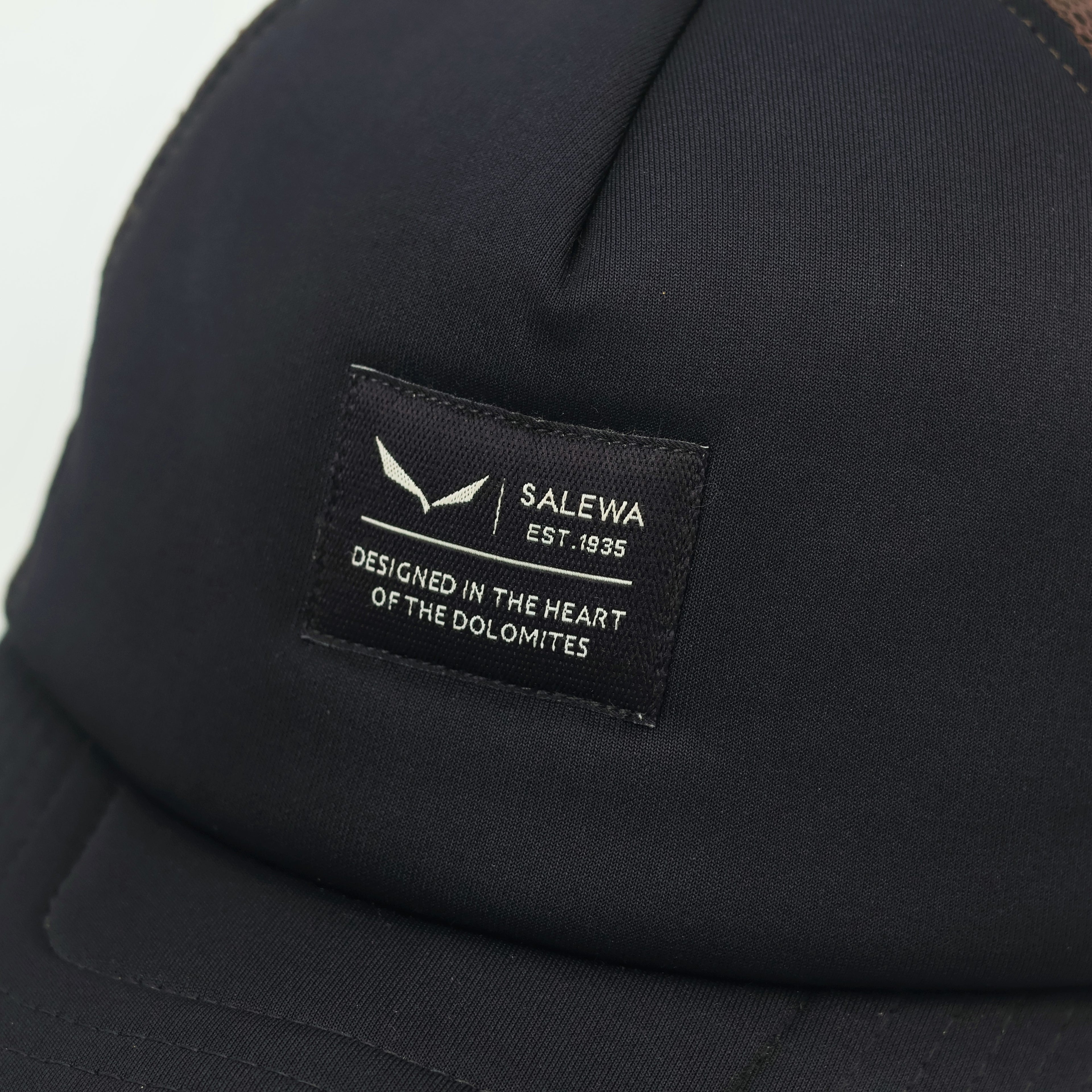 Salewa "Dolomites" Trucker Hat – Navy & Brown Mesh Cap