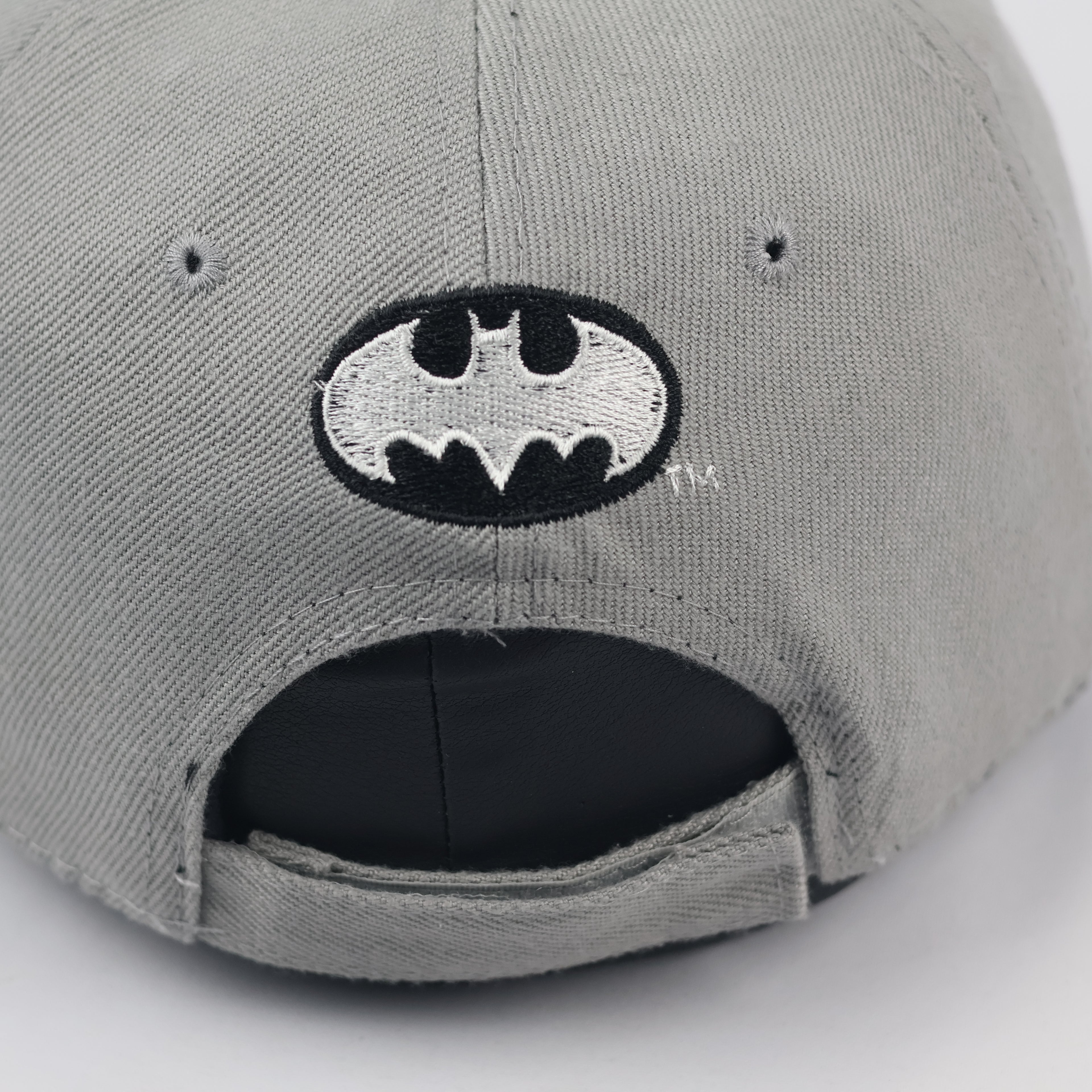 Batman Dripping Logo Thrifted Baseball Cap – Grey Graphic Snapback