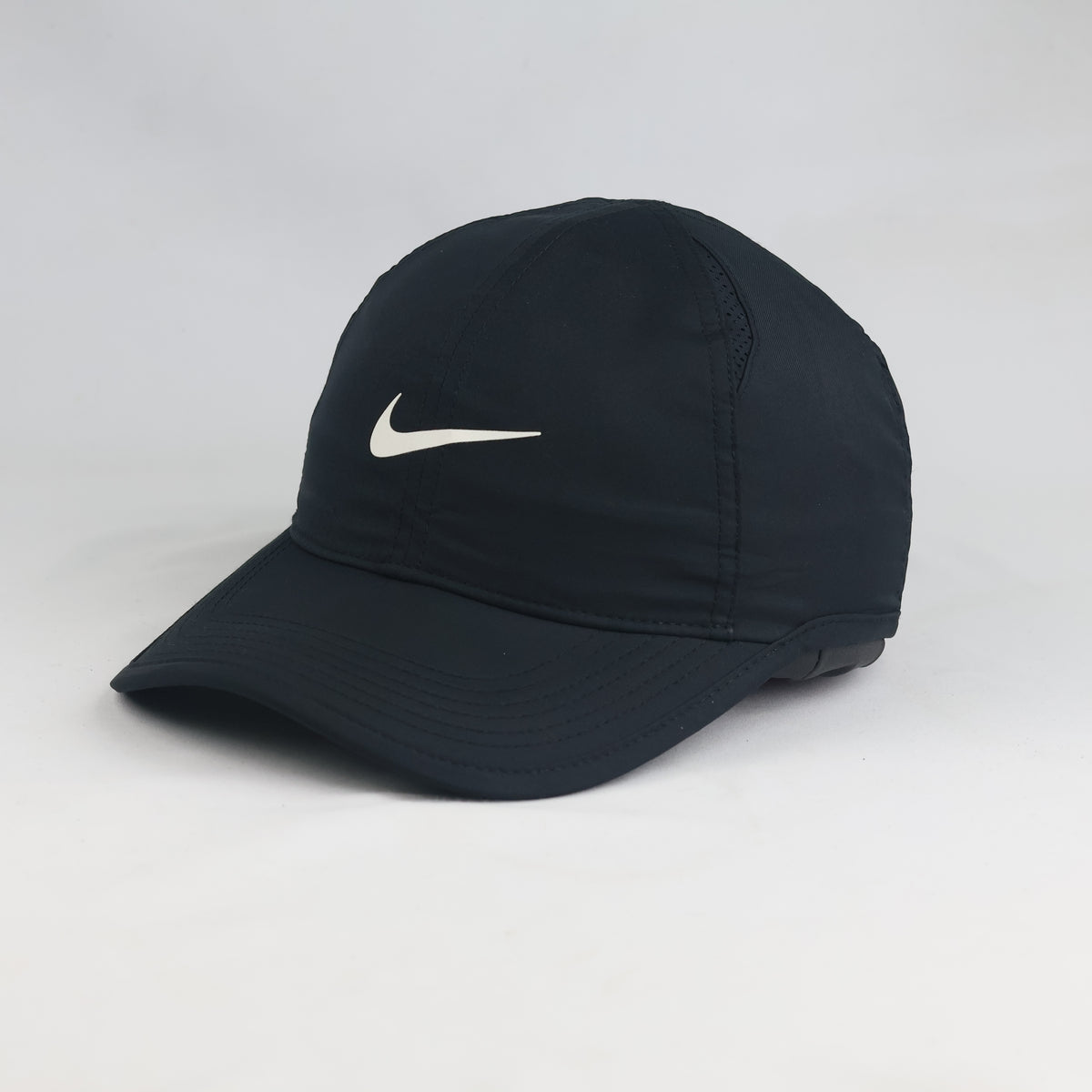 Thrifted Nike Black Swoosh Dri-FIT Running Cap (56-57cm) | 10514