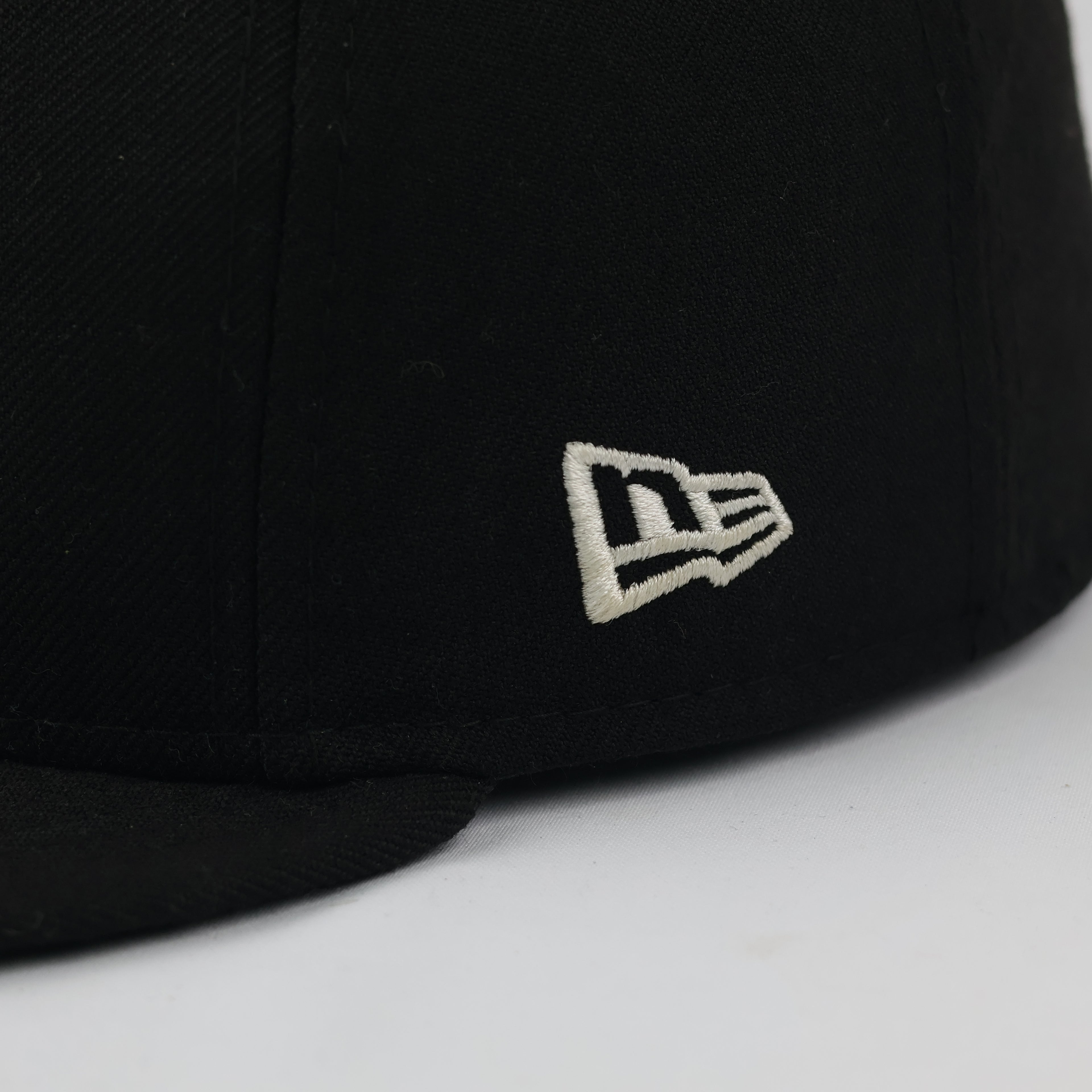 Thrifted Atlanta Braves New Era Cap | Fitted 7 1/8 (56.8cm)