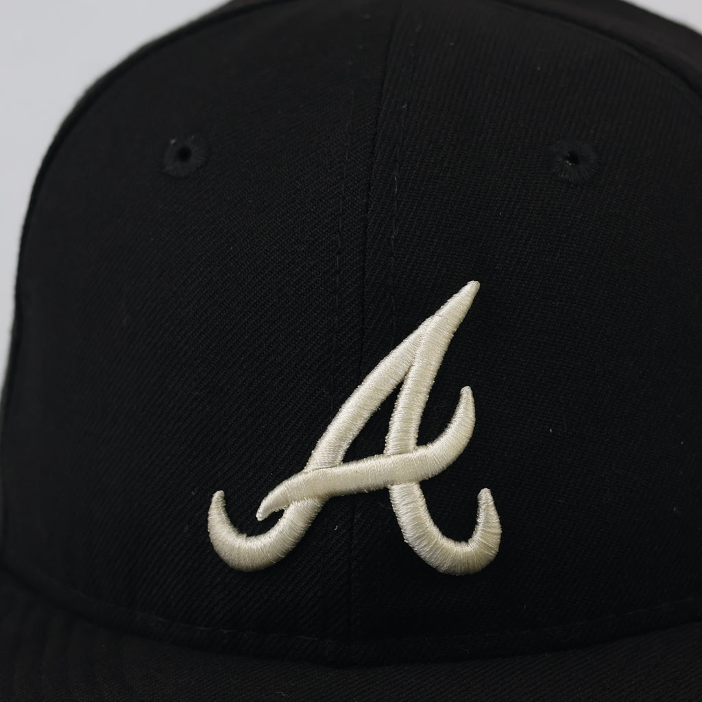 Thrifted Atlanta Braves New Era Cap | Fitted 7 1/8 (56.8cm)