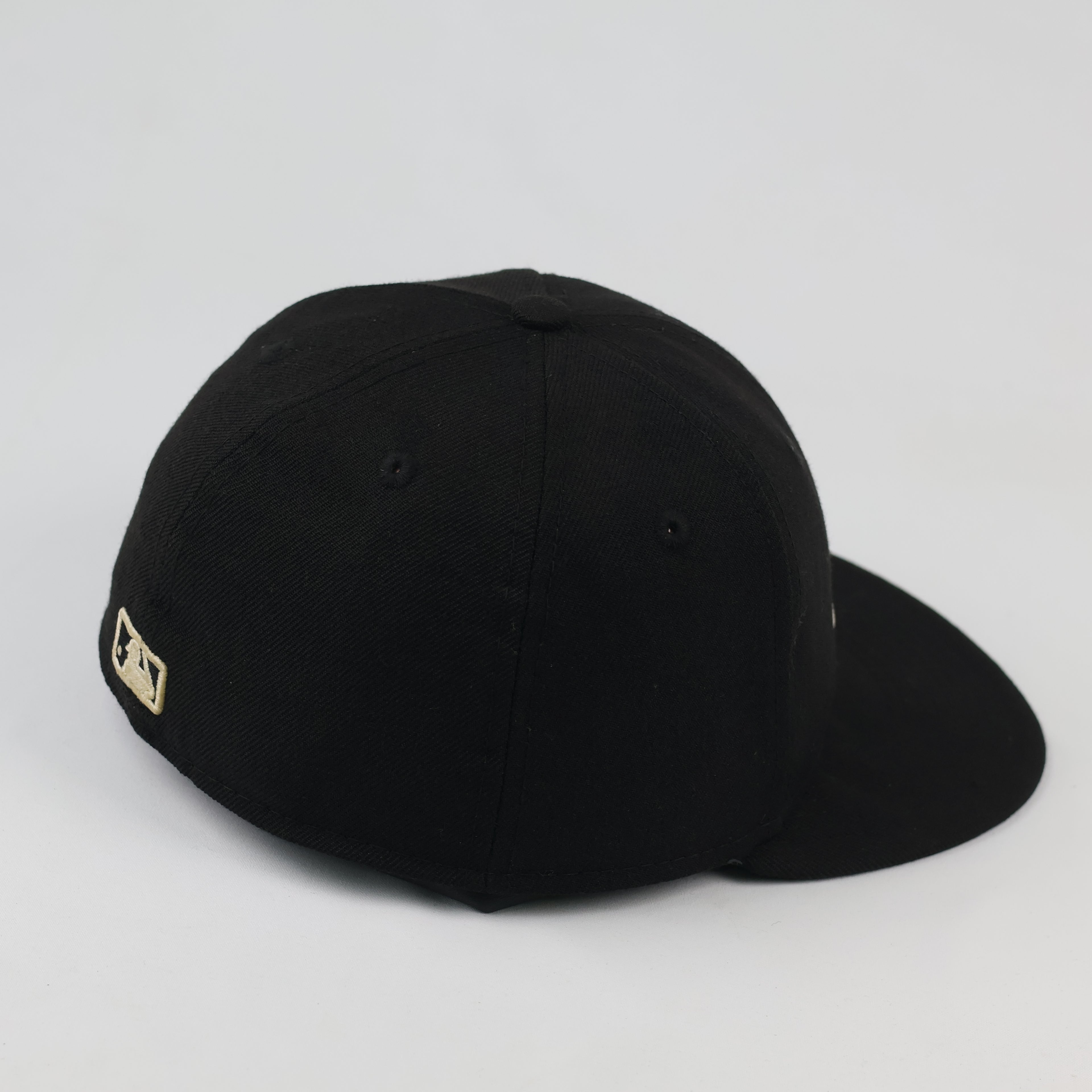 Thrifted Atlanta Braves New Era Cap | Fitted 7 1/8 (56.8cm)