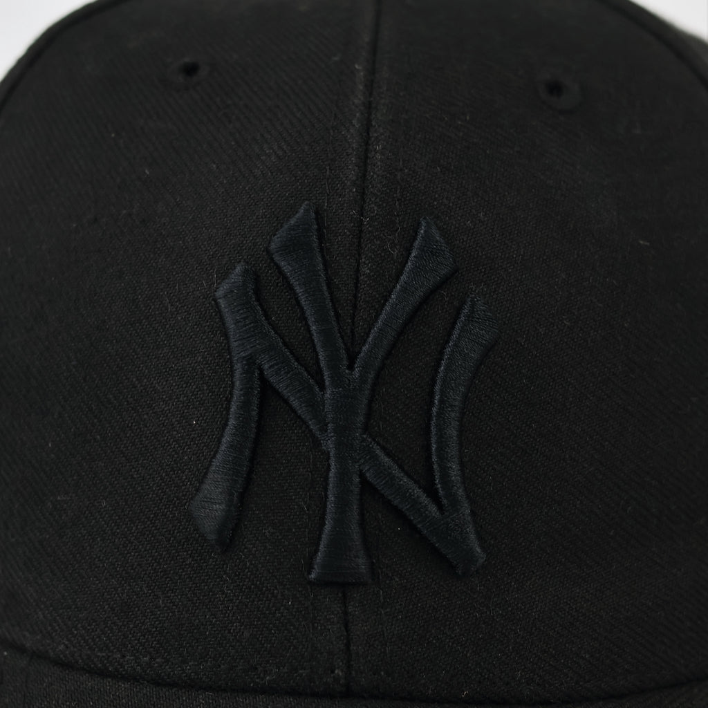 Thrifted NY Yankees '47 Clean Up Cap | Matte Black Embroidered