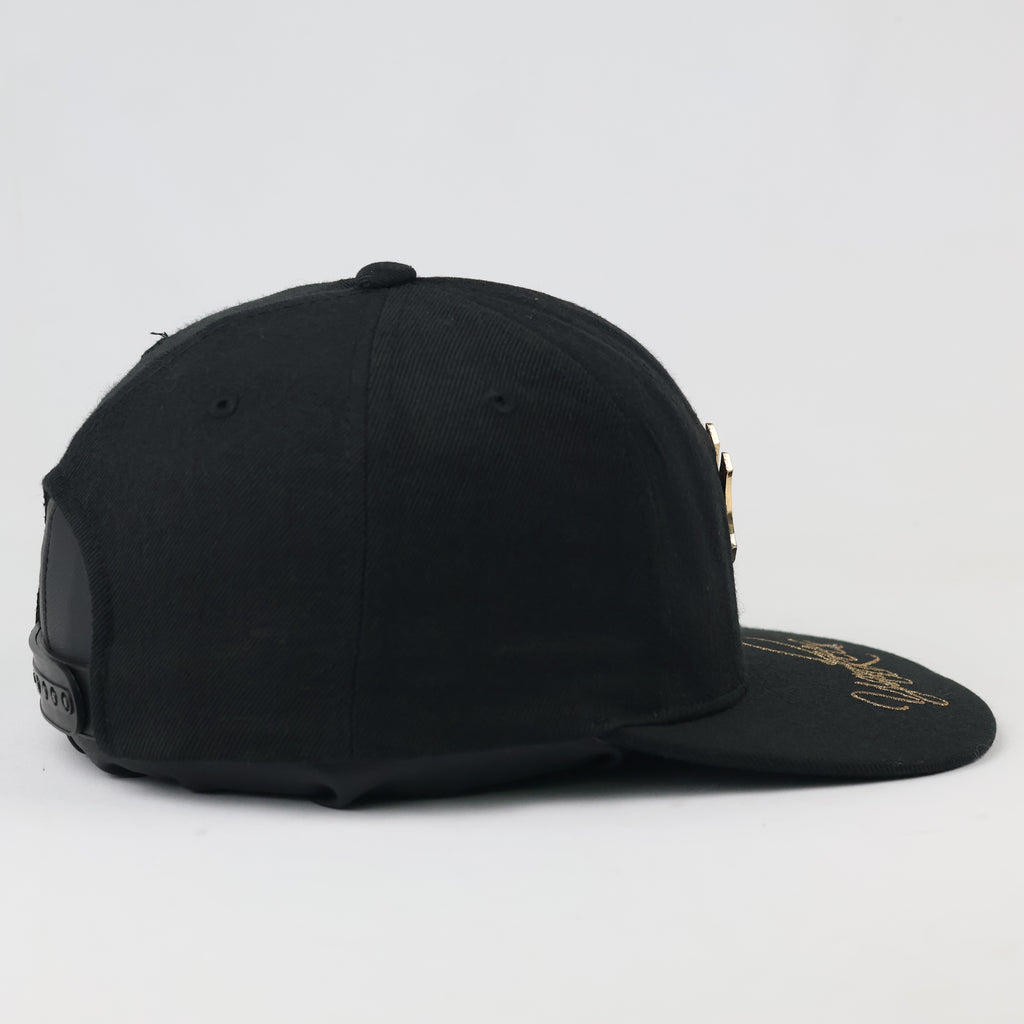 Thrifted NY Yankees Metal Logo Cap | Gold Spellout Snapback