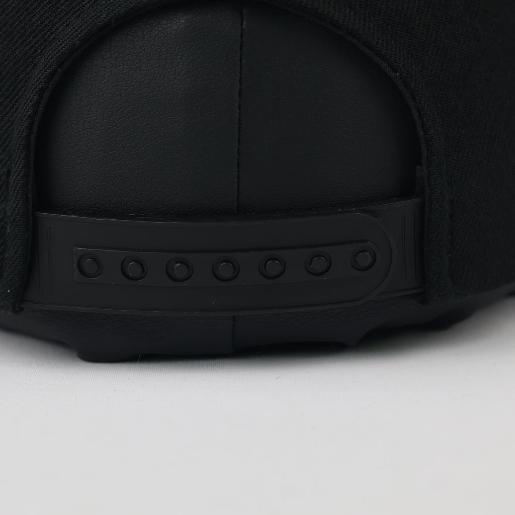 Thrifted NY Yankees Metal Logo Cap | Gold Spellout Snapback