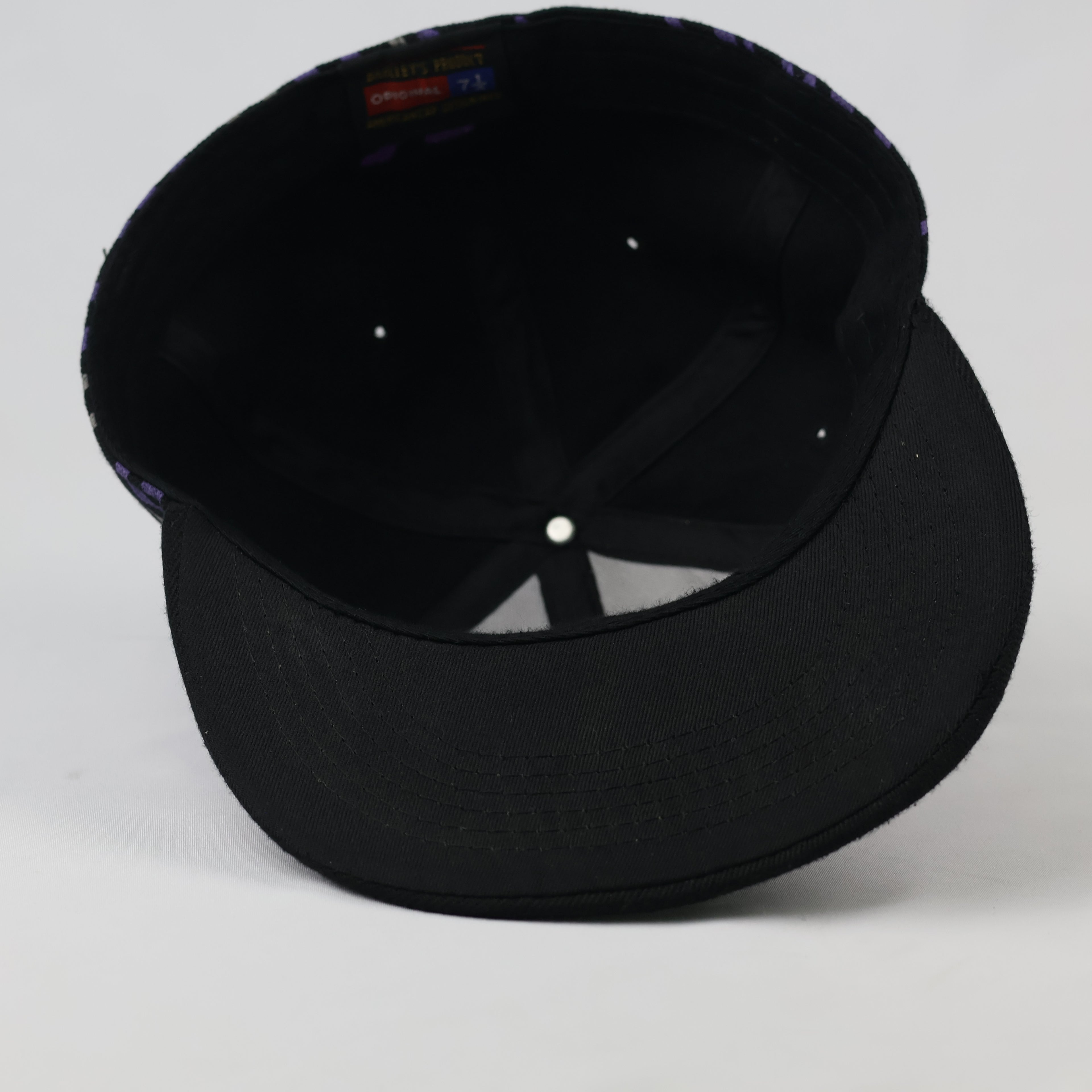 Thrifted Barcley's Product New York Fitted Cap | Size 7 1/4